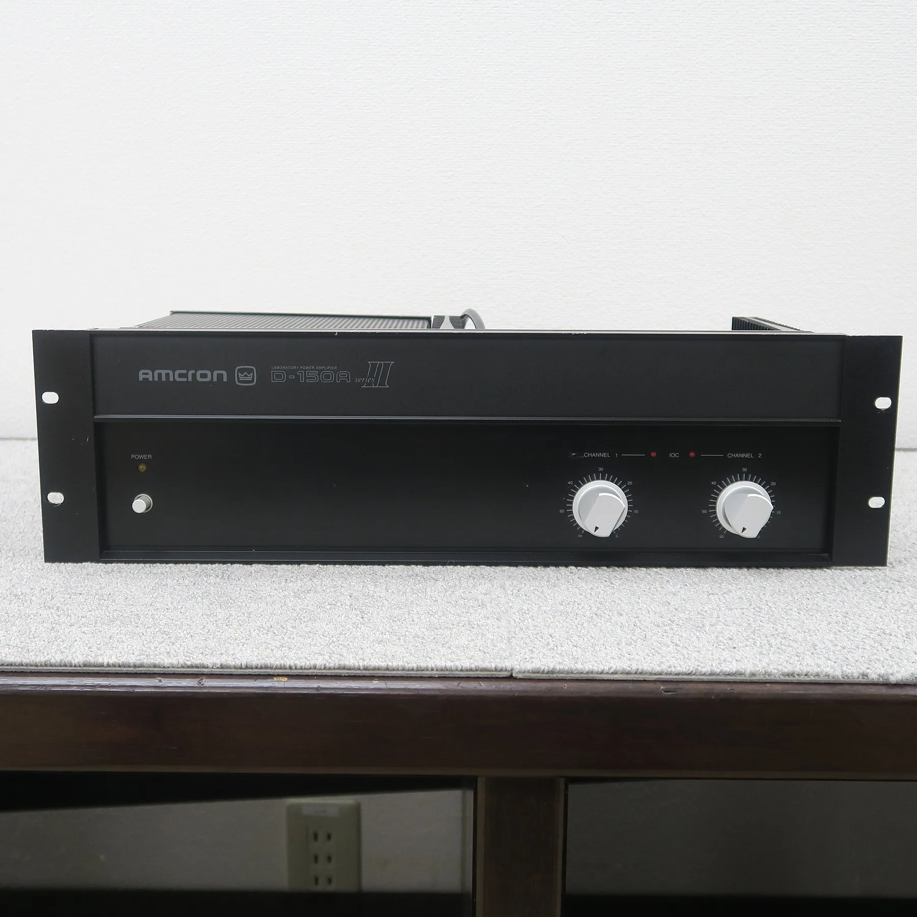 アムクロン AMCRON D-150A SeriesⅡ パワーアンプ