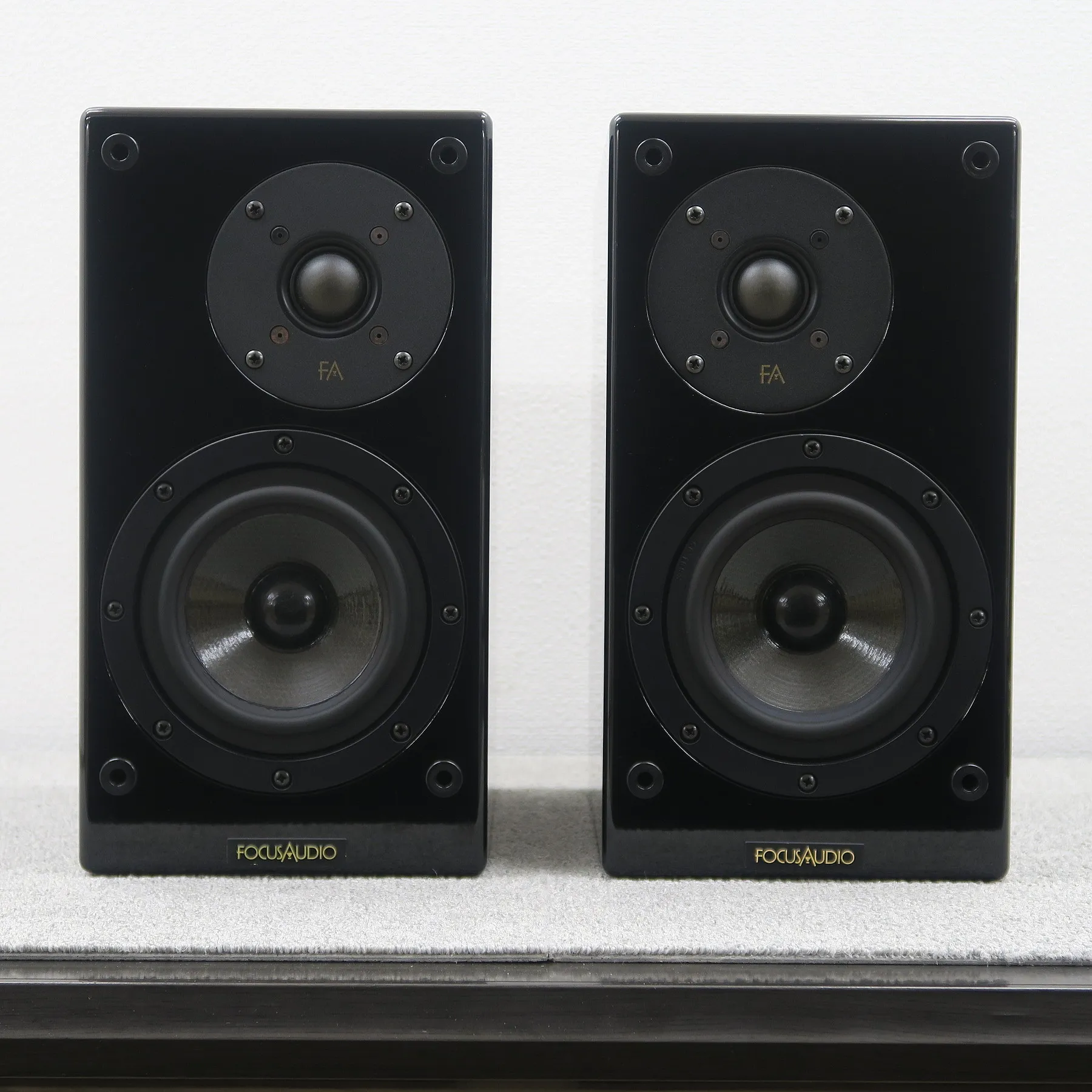 フォーカス　オーディオ FOCUS AUDIO Model 68 スピーカーペア