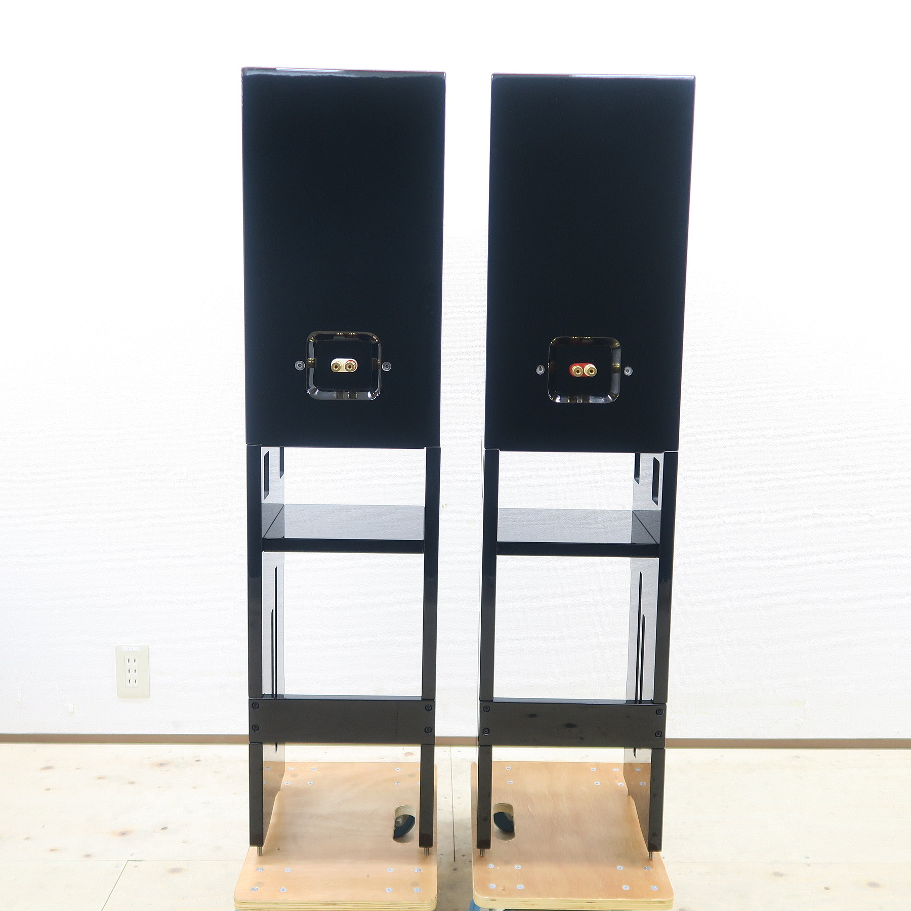 ROEN(ロエン) スカルヘッドスピーカー ロエンROEN スカルヘッドスピーカー 動作品 箱付き - メルカリ