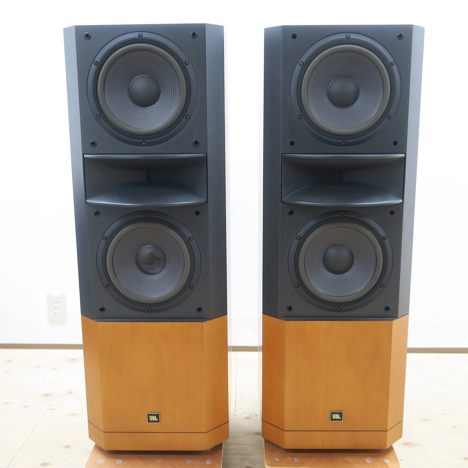 ジェイビーエル JBL S2500 スピーカーペア