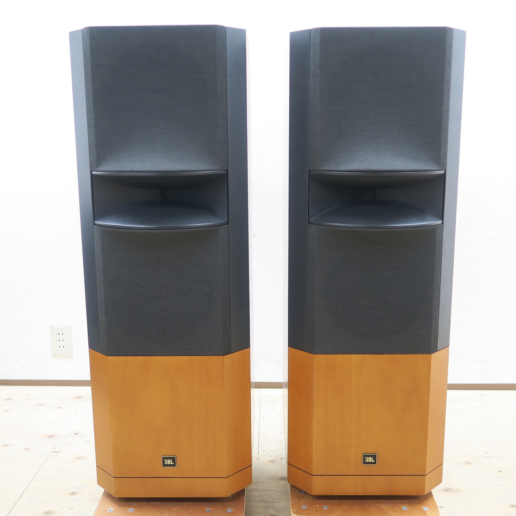 現状】ジェイビーエル JBL S2500 スピーカーペア @52460 / 中古