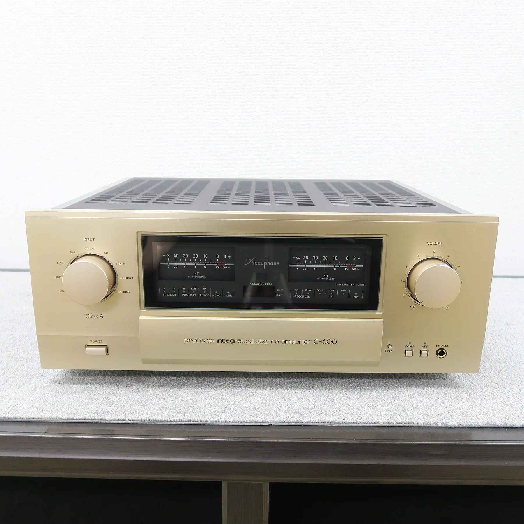 アキュフェーズ Accuphase E-600 プリメインアンプ 【元箱】