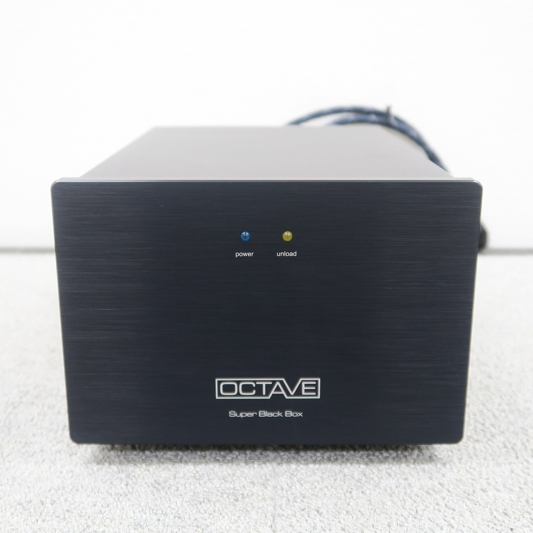 Sランク】オクターブ OCTAVE Super Black Box 電源 【元箱】 @52494 /  中古オーディオ買取、販売、通販のショップアフロオーディオ横浜