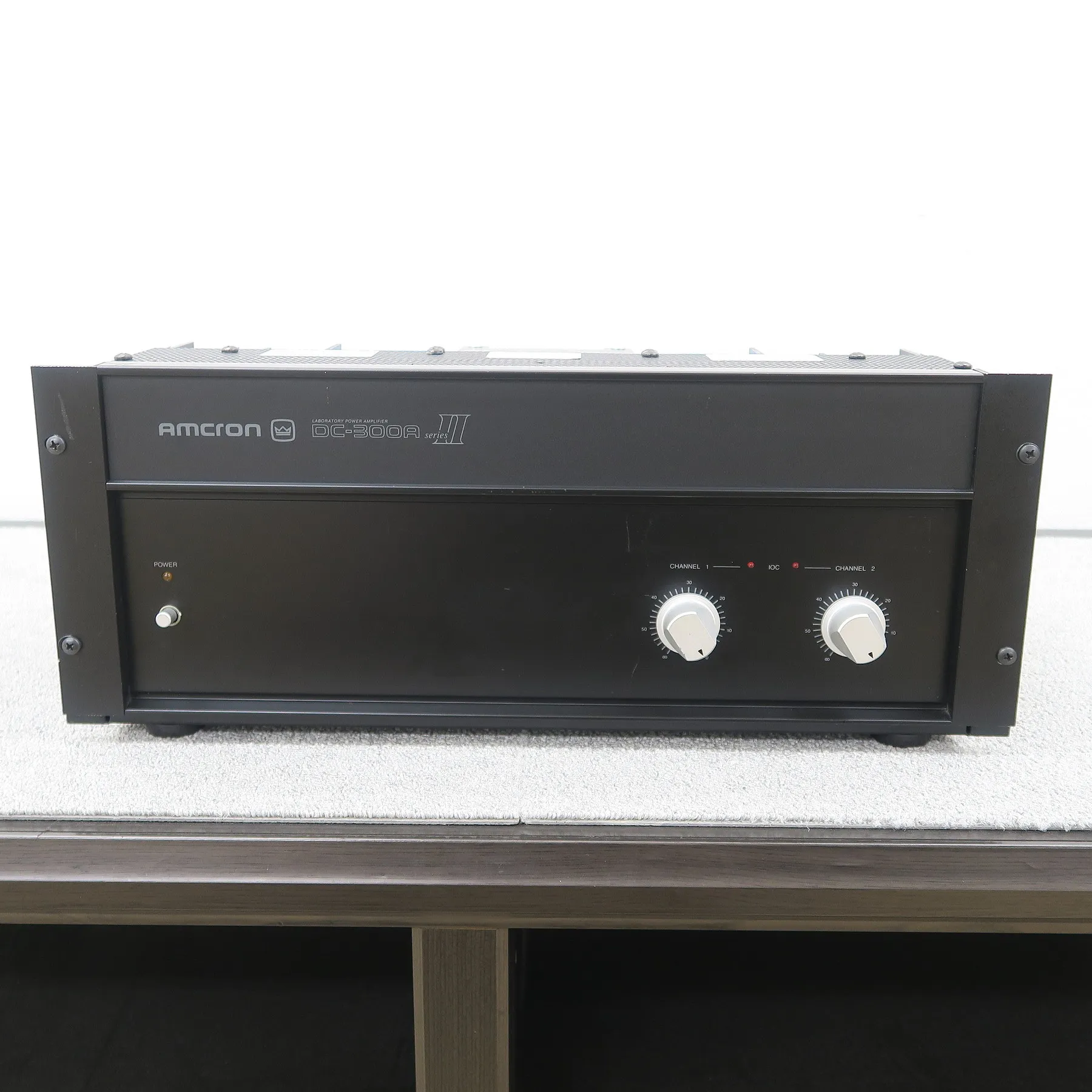 アムクロン AMCRON DC-300A SeriesⅡ パワーアンプ
