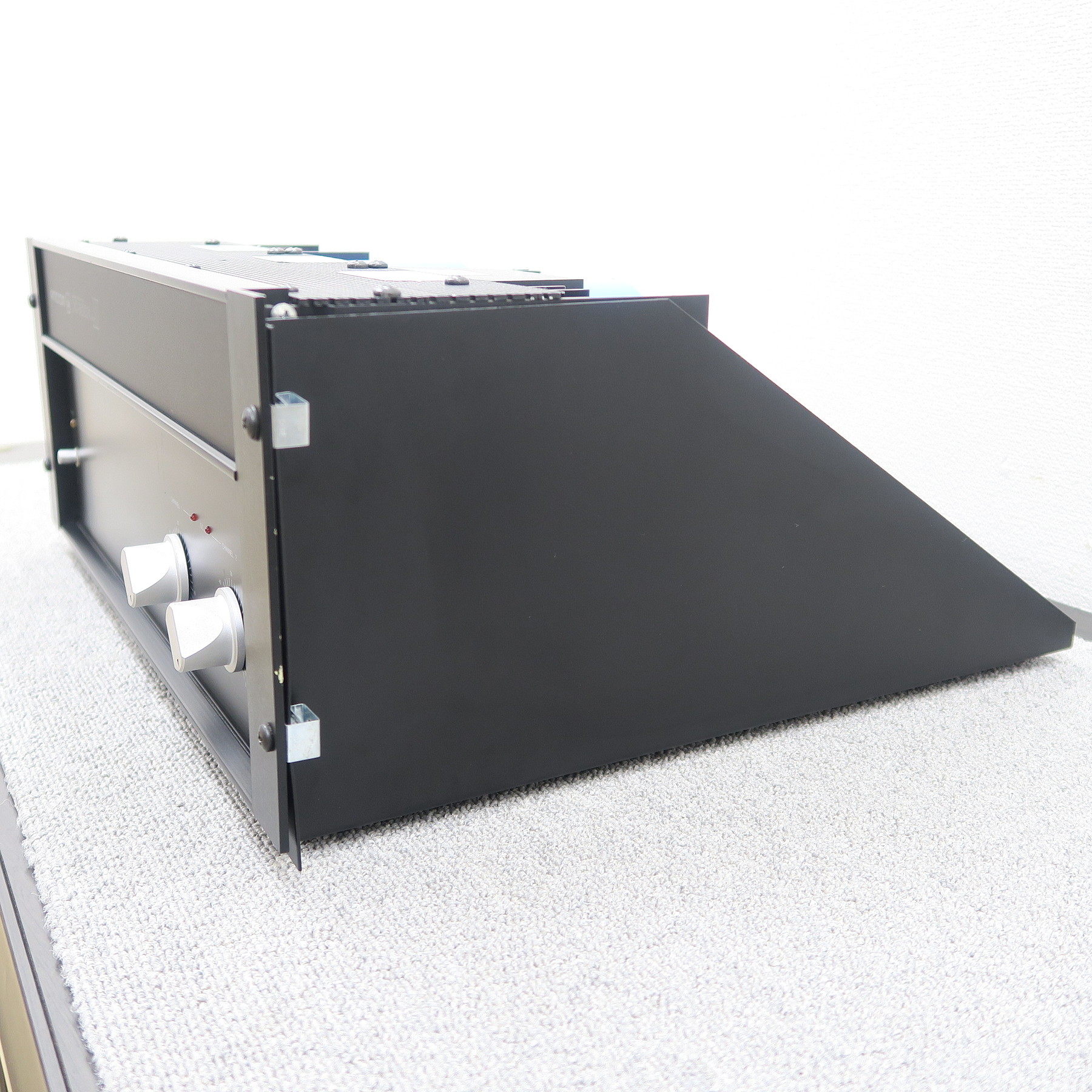 Bランク】アムクロン AMCRON DC-300A SeriesⅡ パワーアンプ @53196