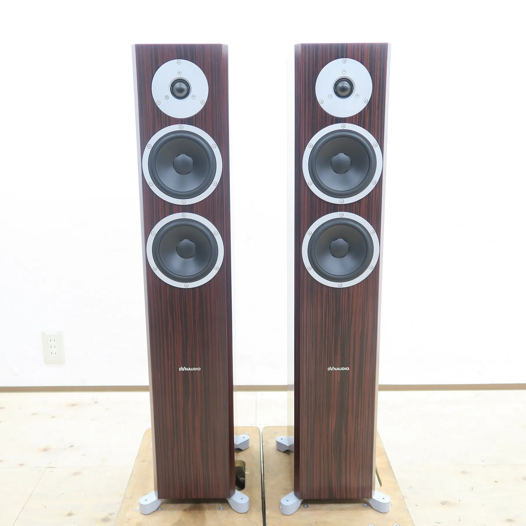 ディナウディオ DYNAUDIO EXCITE X34 スピーカーペア【元箱】