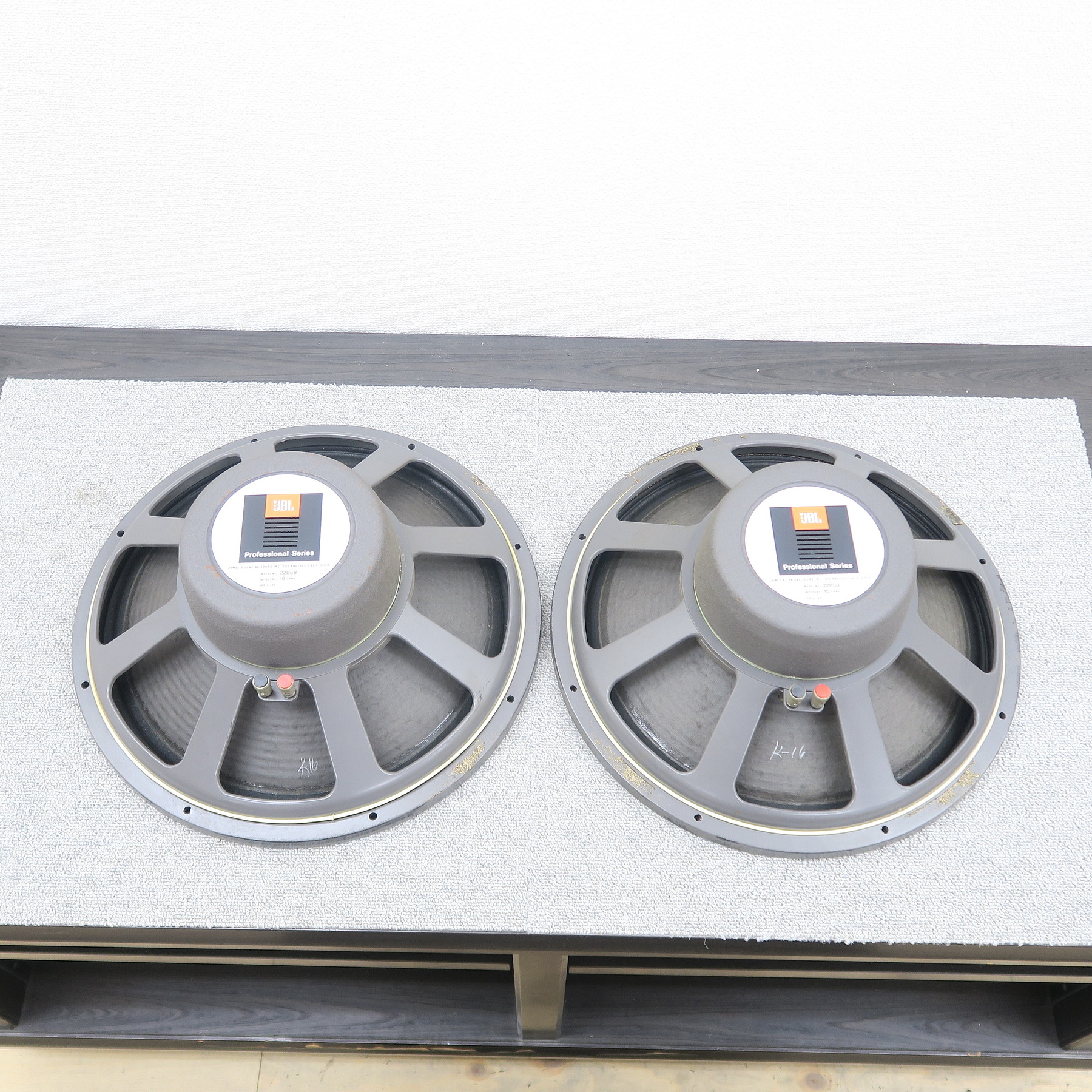 JBL 2205B Professional Series 12インチウーファー JBL Professional - 音響機器通販 RIZINGオンライン JBL 2205B