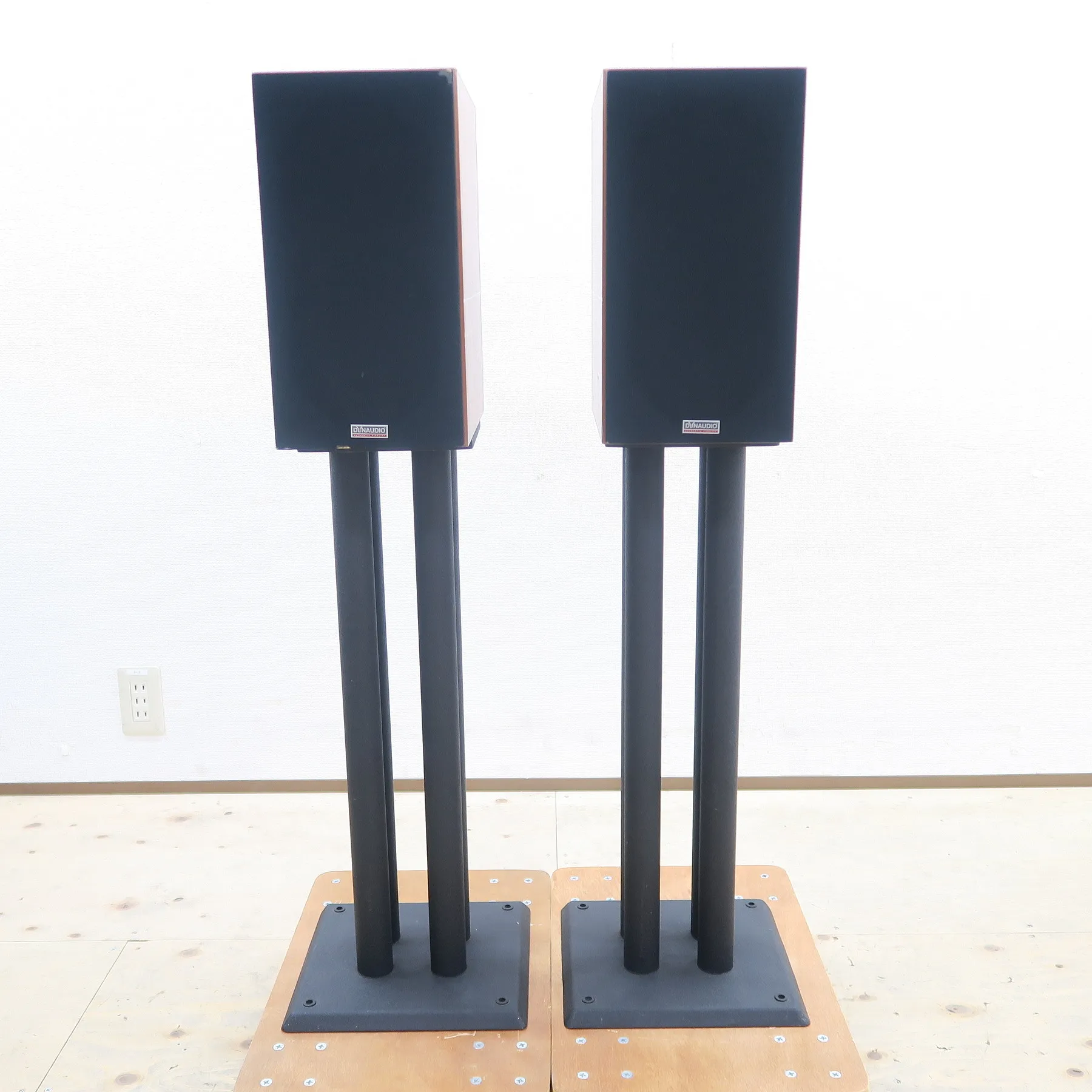 ディナウディオ DYNAUDIO CONTOUR 1.1 スピーカーペア 専用スタンド