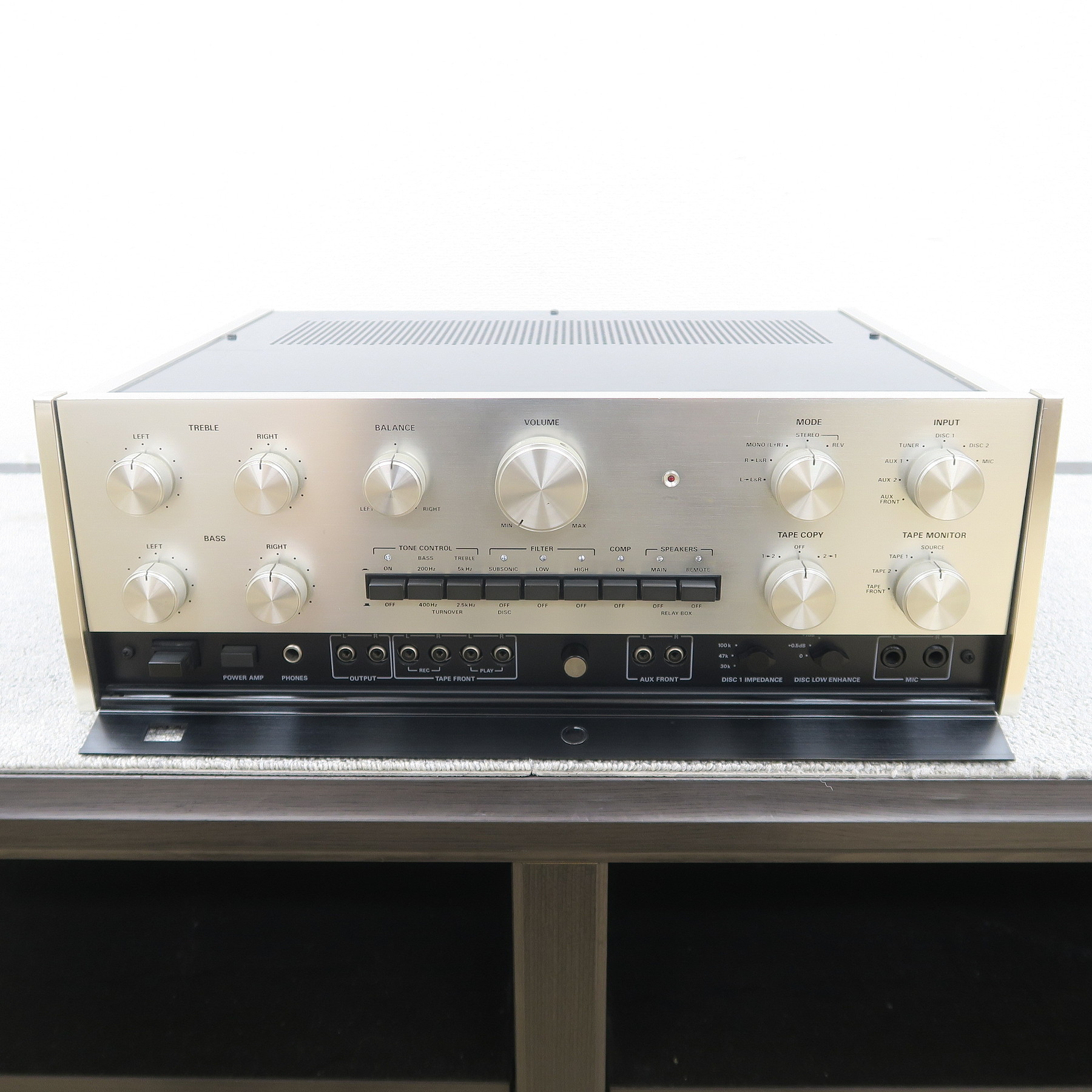 現状】アキュフェーズ Accuphase C-200 プリアンプ @52930 / 中古