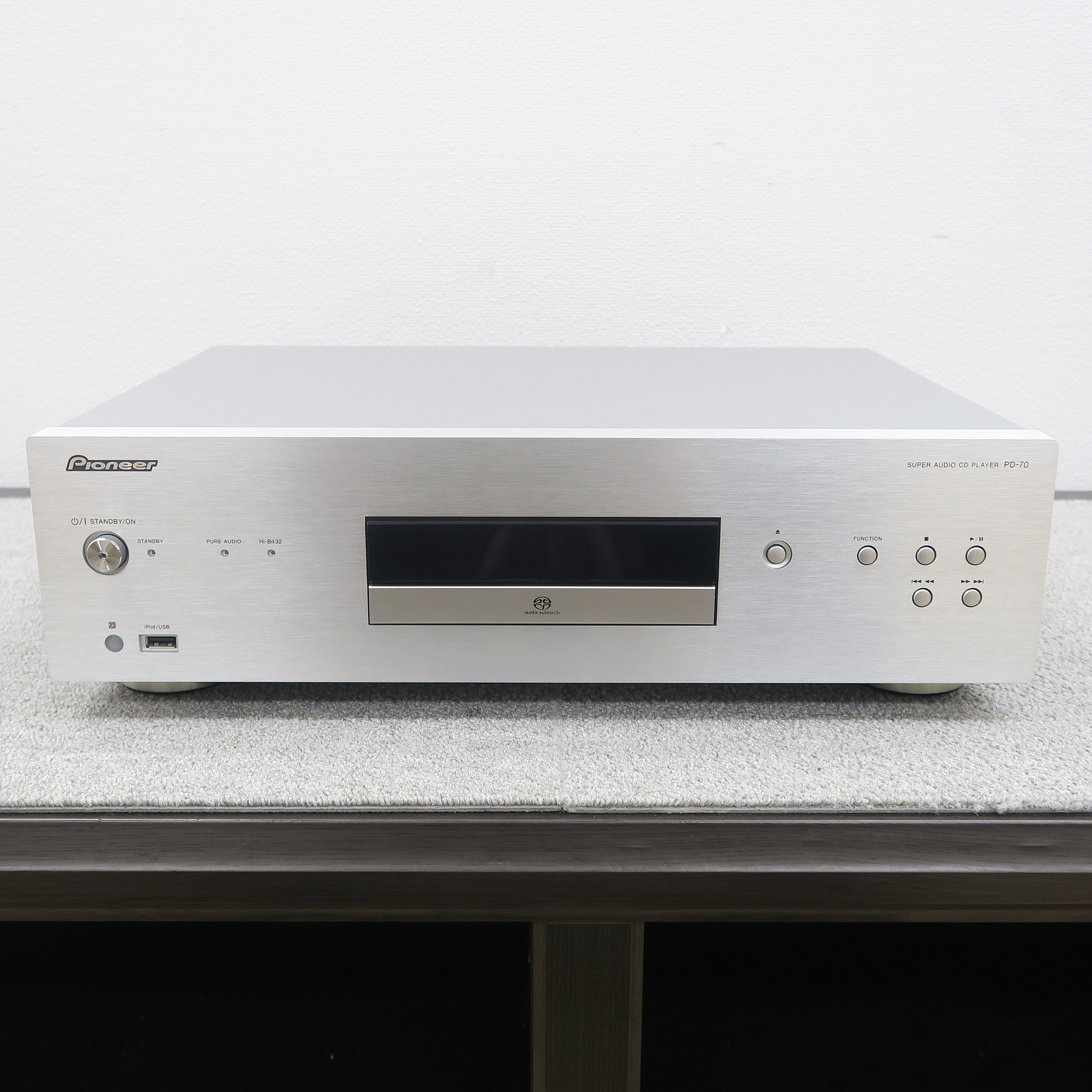 現状】パイオニア Pioneer PD-70 CDデッキ 【元箱】 @53321 / 中古