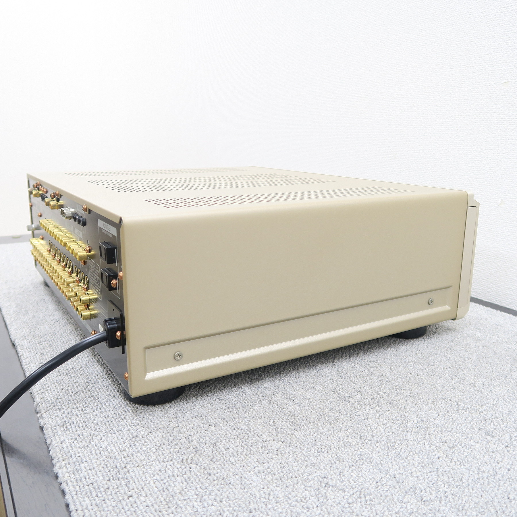 【美品】TA-E9000ES AVコントロールアンプ ゴールド 動作確認済すぐご配送致します