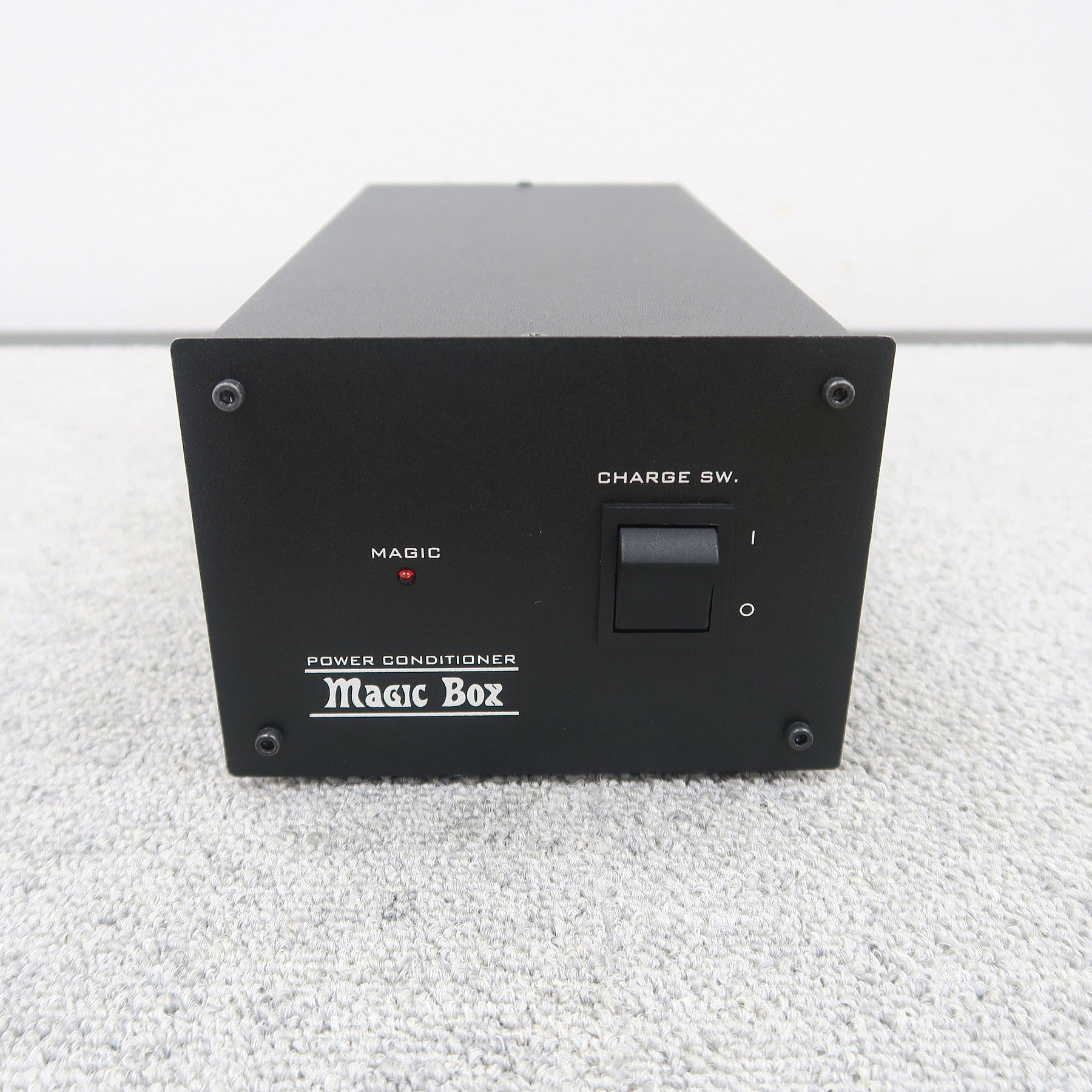 【Bランク】音や MagicBox 電源コンディショナー @53773 / 中古オーディオ買取、販売、通販のショップアフロオーディオ横浜