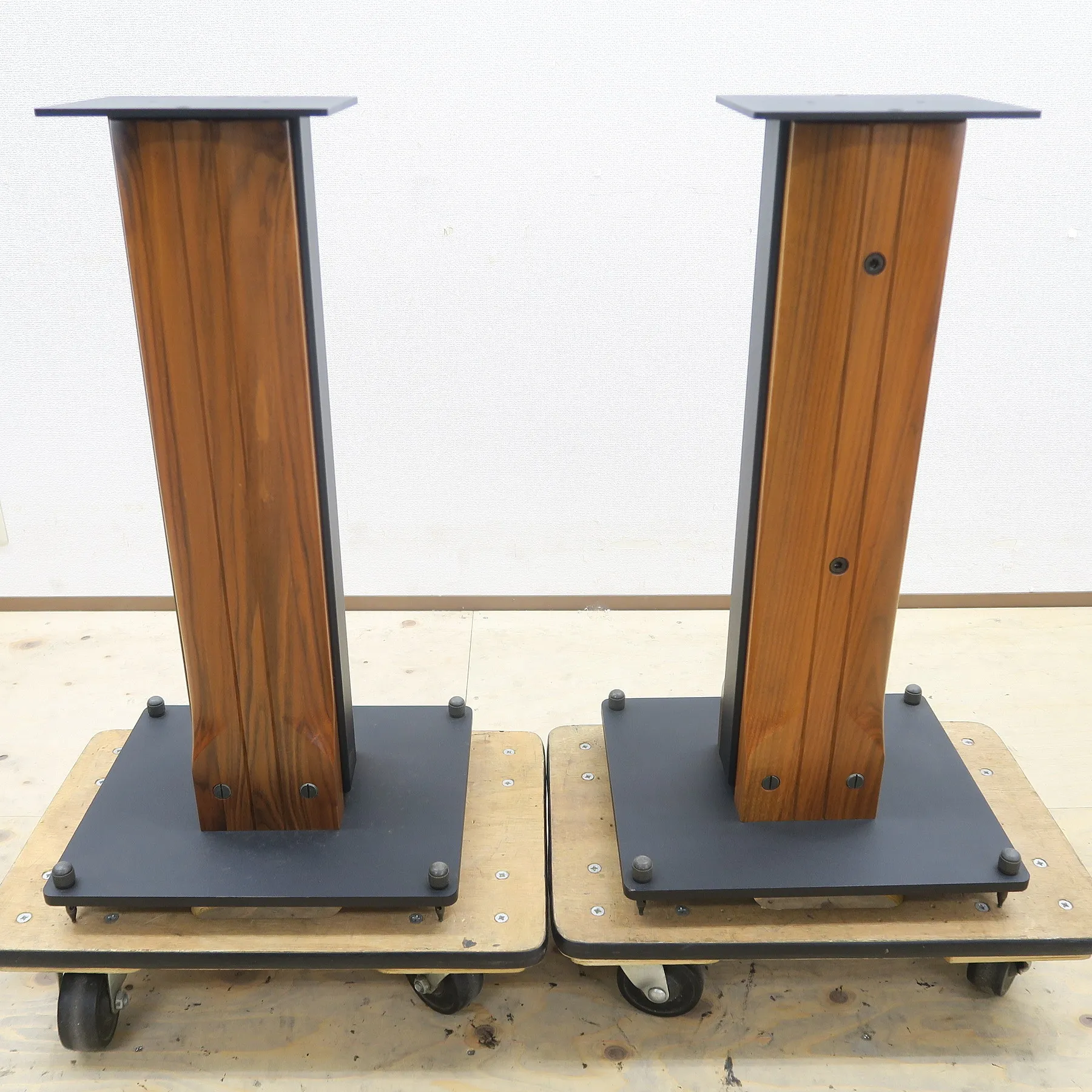 ソナス・ファベール Sonus faber Stand IRON スピーカースタンドペア