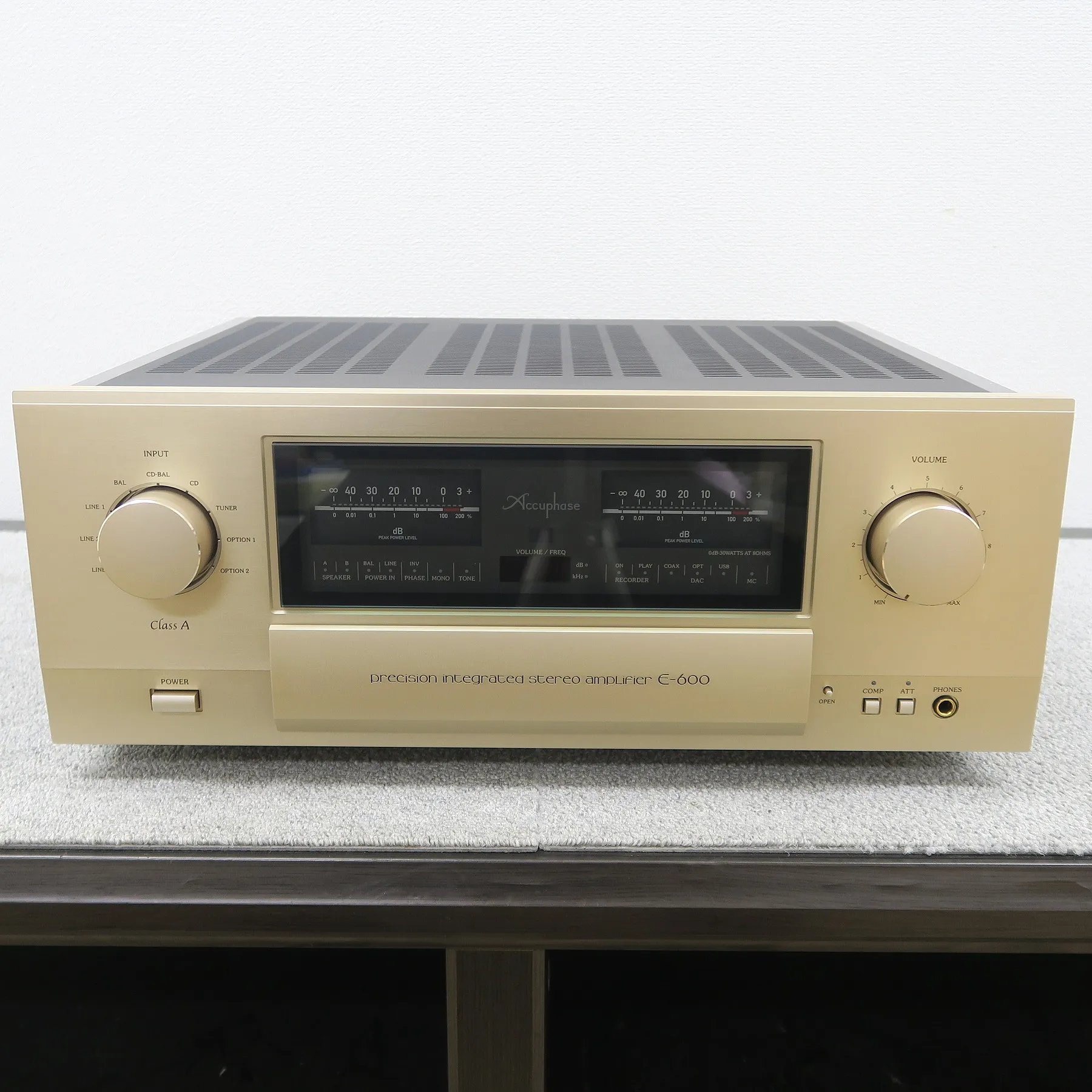 アキュフェーズ Accuphase E-600 プリメインアンプ 【元箱】