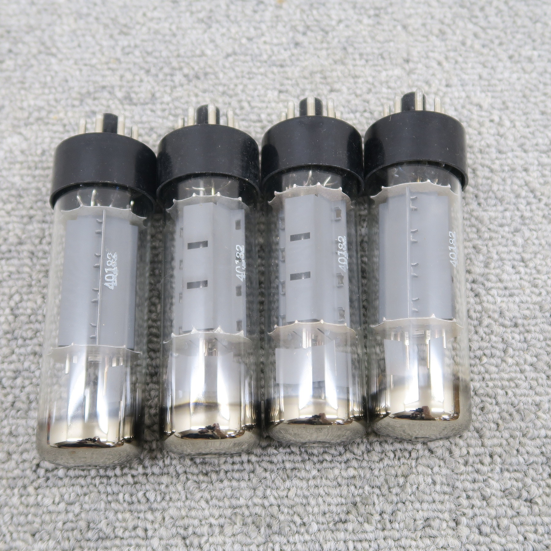 TELEFUNKEN テレフンケン EL34 真空管 4本 TELEFUNKEN テレフンケン EL 34 真空管 ，4本セット、元箱付き