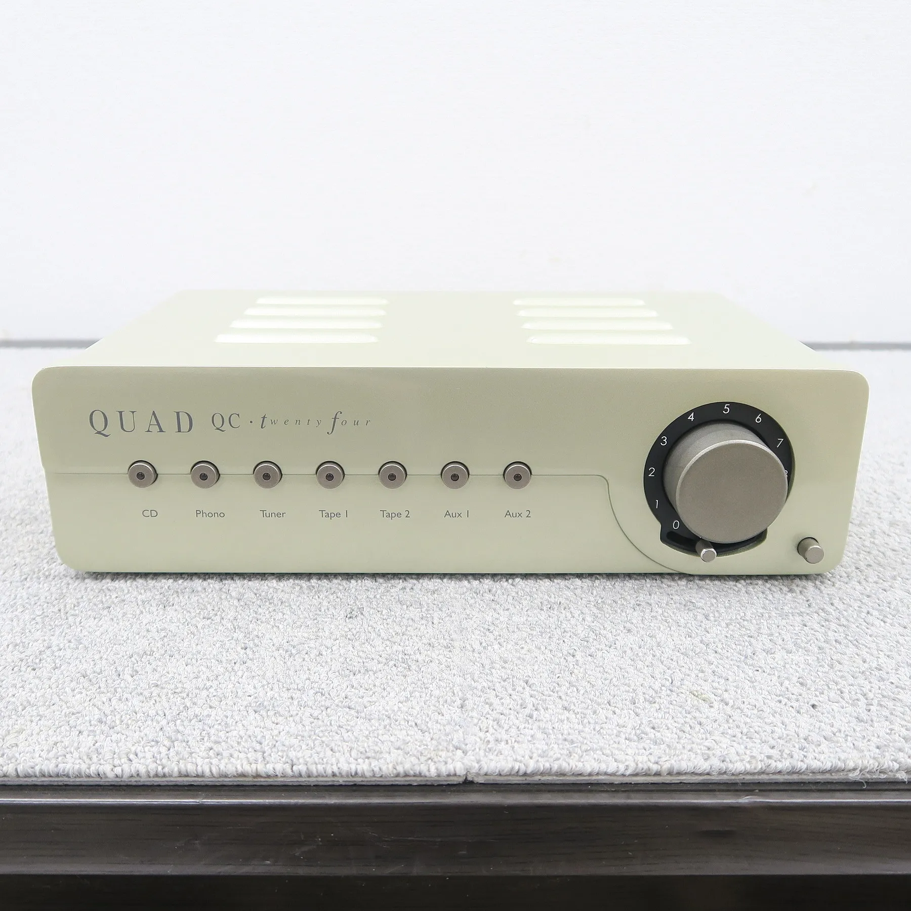 クォード QUAD QC-twenty four プリアンプ フォノオプション付