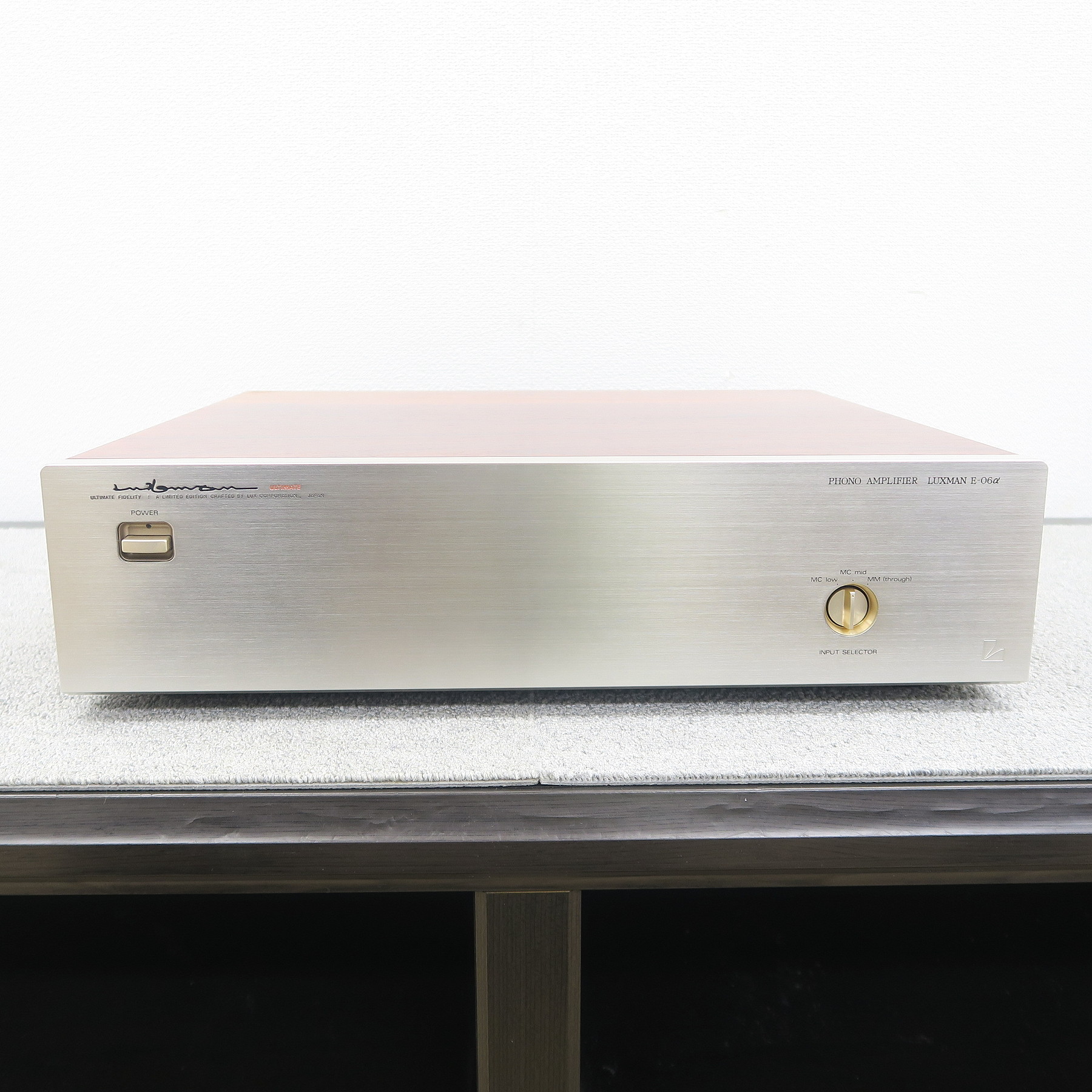 LUXMAN E-06α（ラックスマン フォノイコライザー）美品 - アンプ