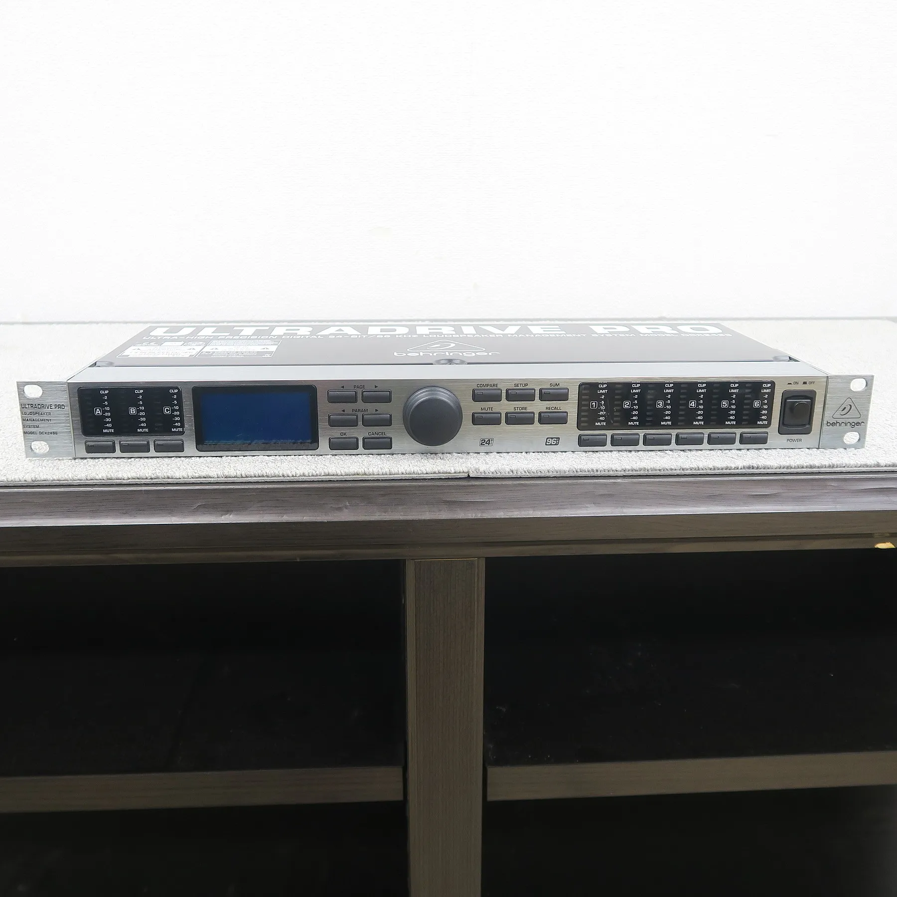ベリンガー BEHRINGER DCX2496 チャンネルデバイダー