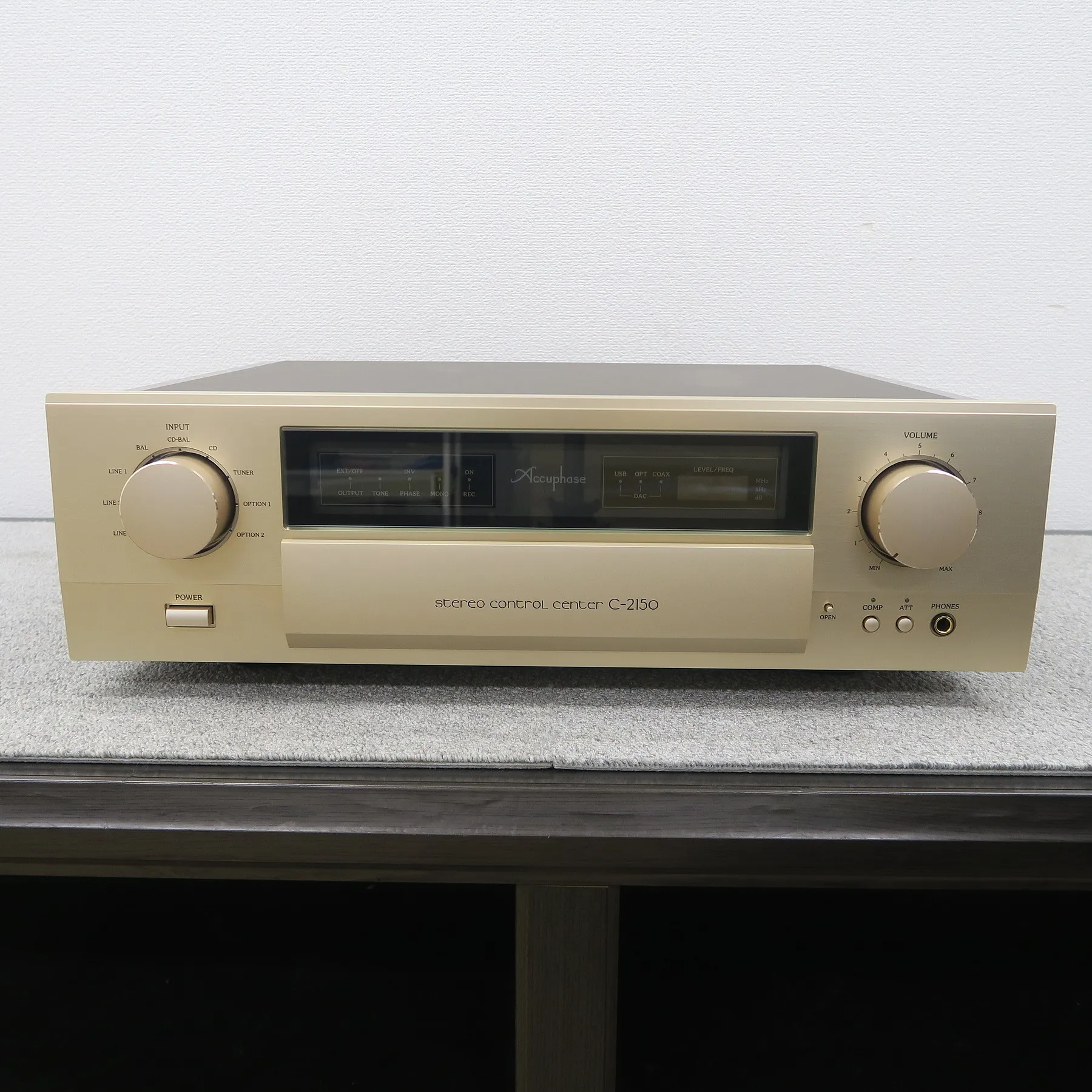アキュフェーズ Accuphase C-2150  プリアンプ