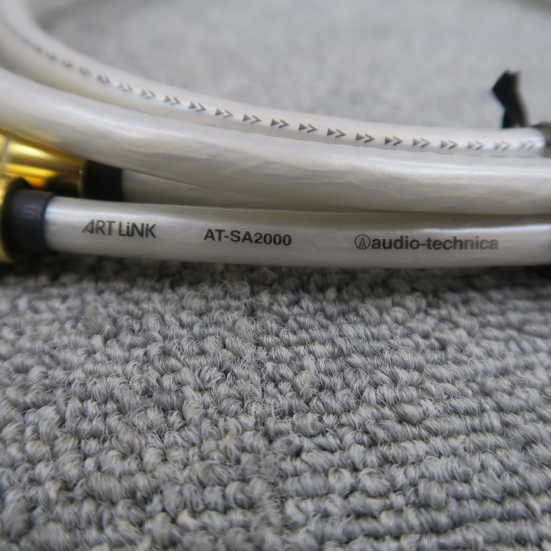 Aランク】オーディオテクニカ audio-technica AT-SA2000 0.7m Aランク】オーディオテクニカ audio-technica AT-SA2000 0.7m