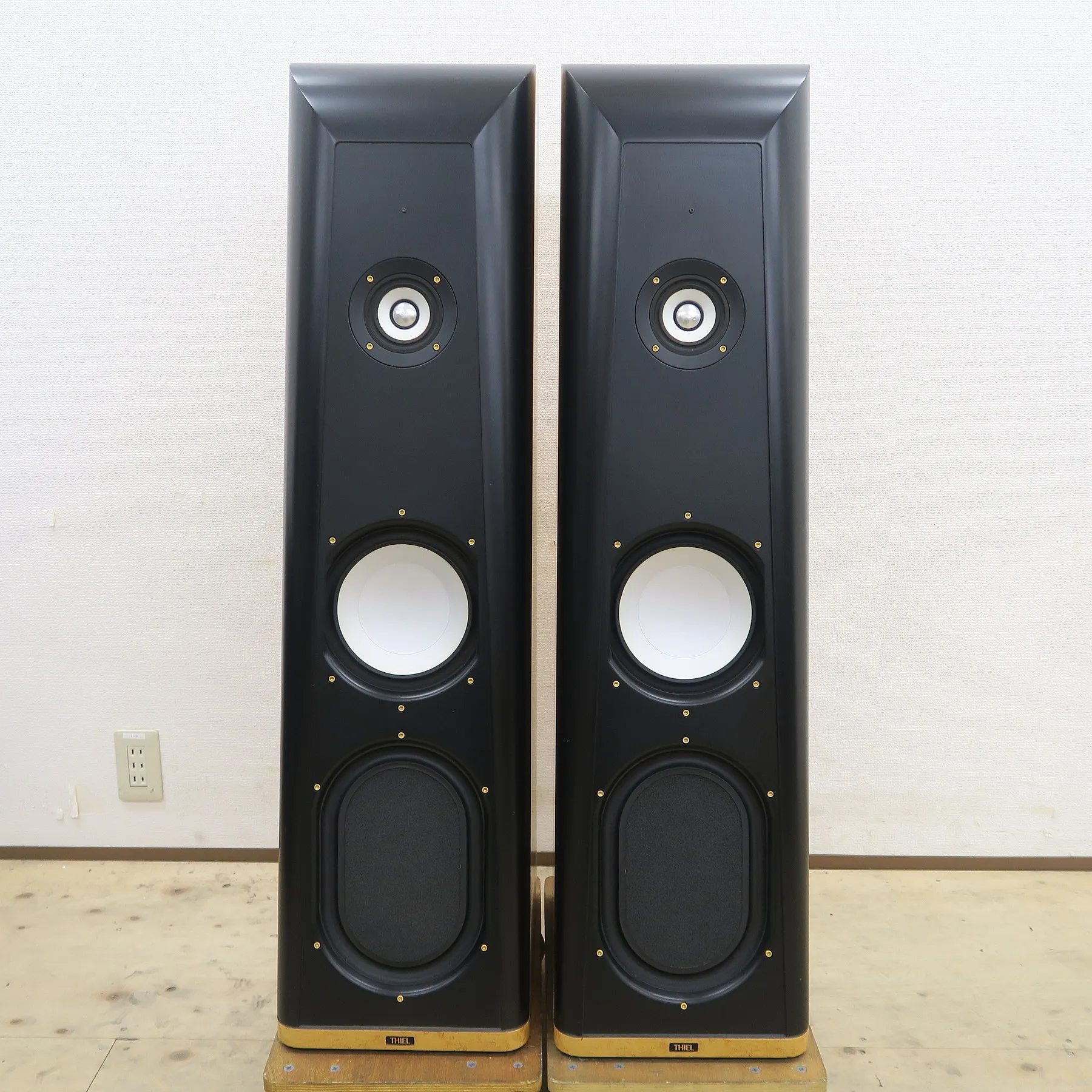 ティール THIEL CS2.4 スピーカー