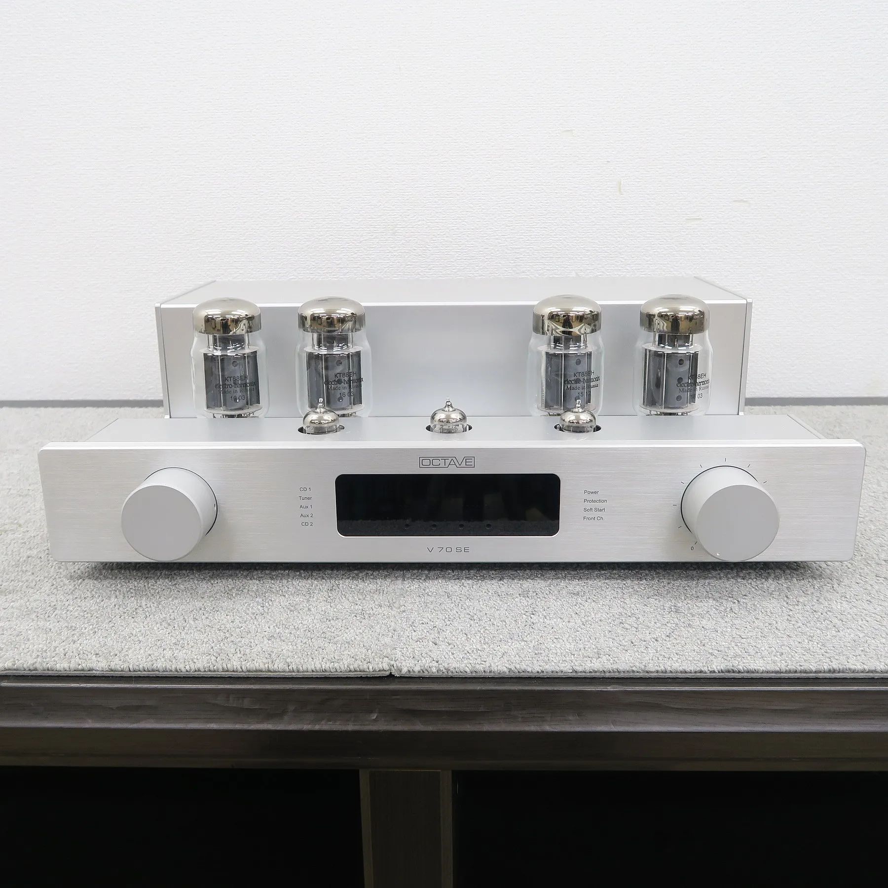 オクターブ OCTAVE V70SE LINE プリメインアンプ