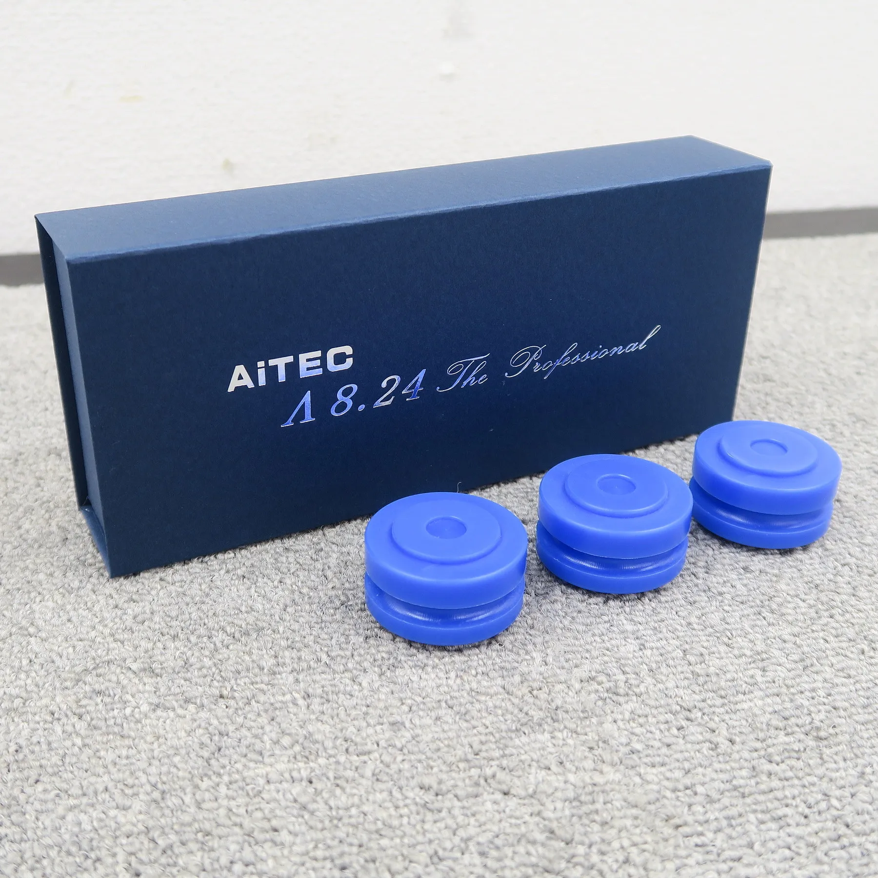 アイテック AiTEC Λ8.24 The Professional インシュレーター
