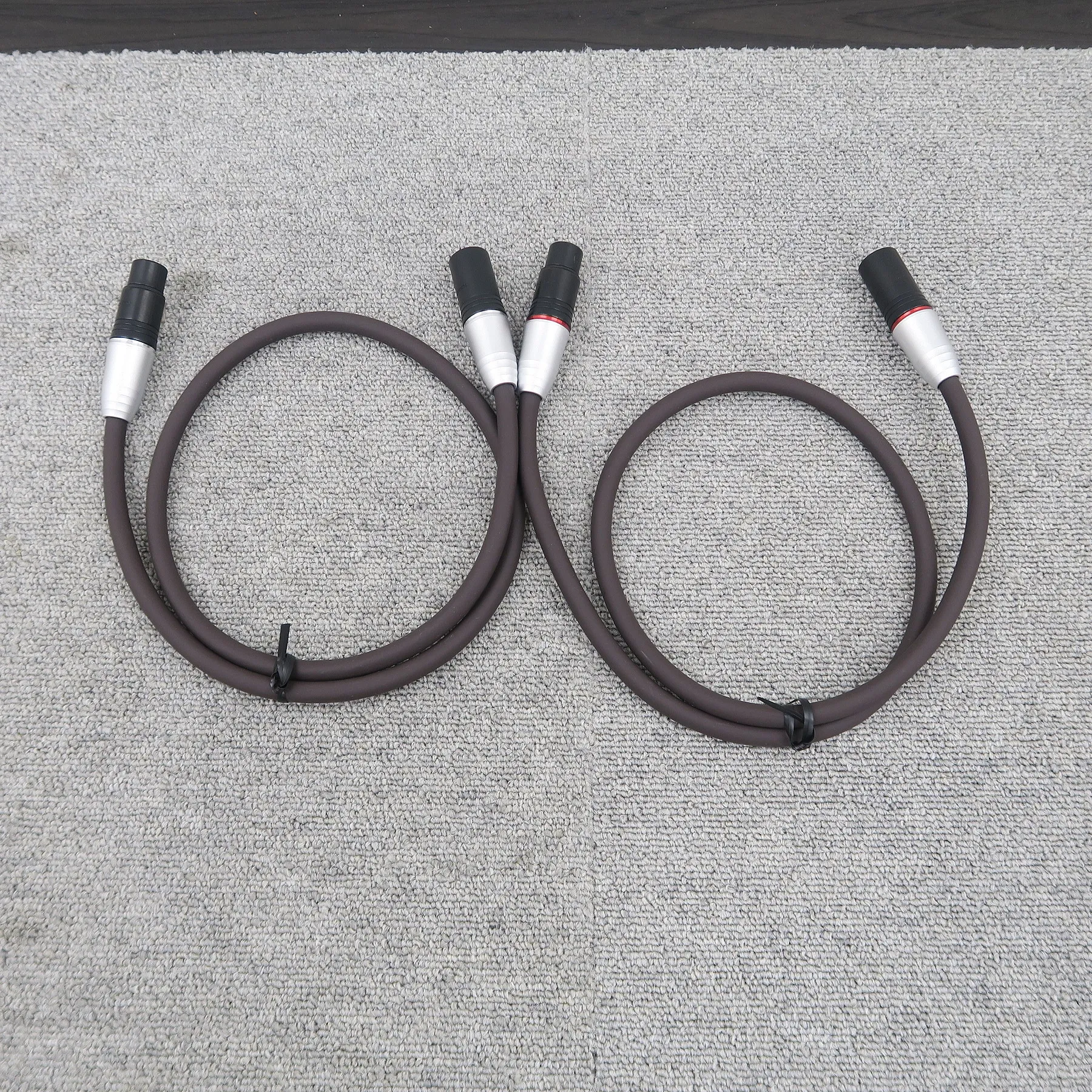 アキュフェーズ Accuphase ASLC-10B 1.0m XLRケーブル @55331｜中古
