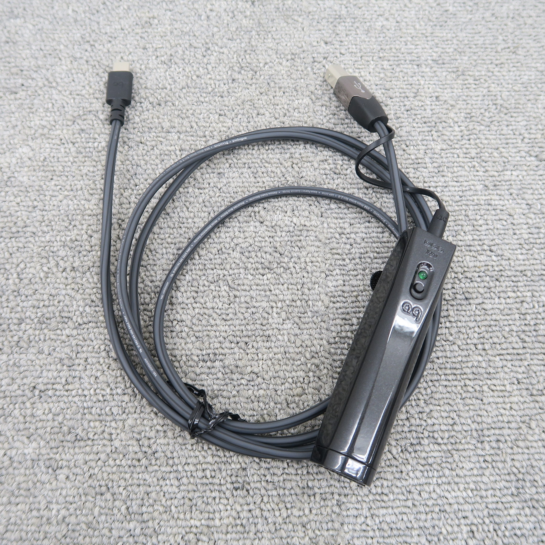 AudioQuest Diamond USB A B ケーブル 2.46フィート (0.75m)並行輸入 AVケーブル