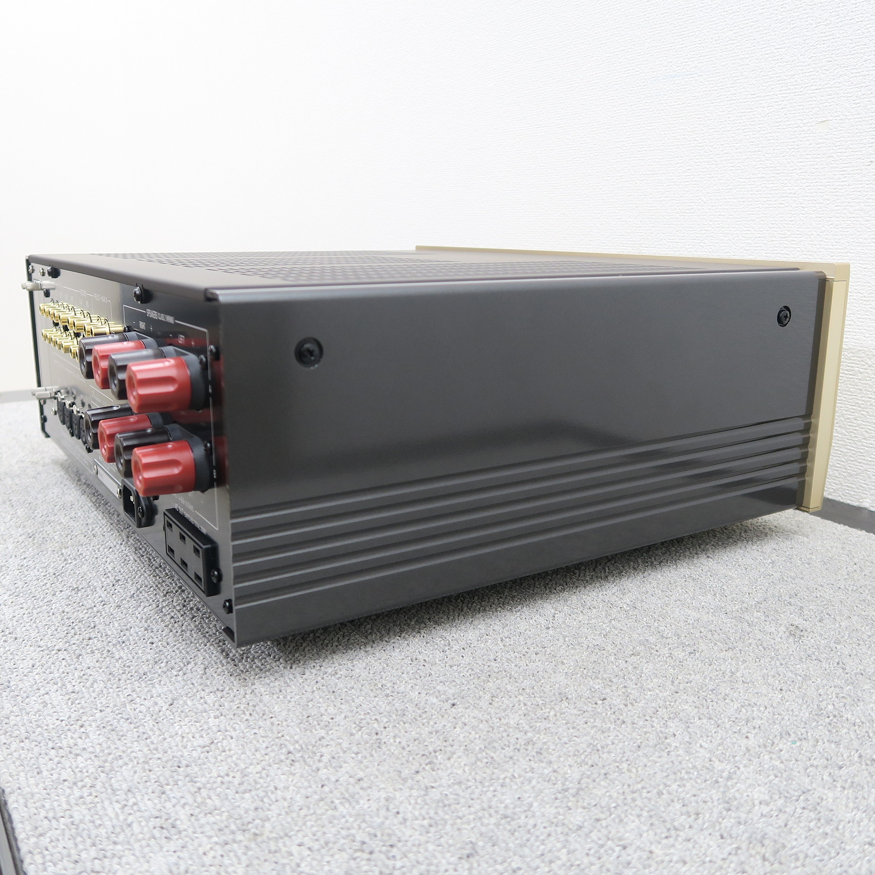 Accuphase E-380 アキュフェーズ Sランク】アキュフェーズ Accuphase E-380 プリメインアンプ @55434