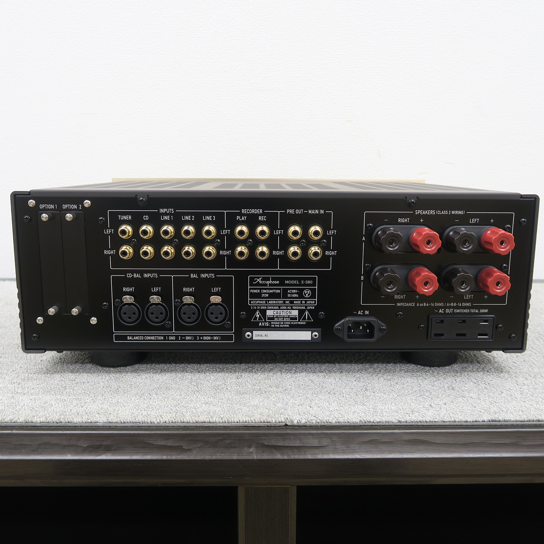 Accuphase E-380 プリメインアンプ アキュフェーズ株式会社 E-380