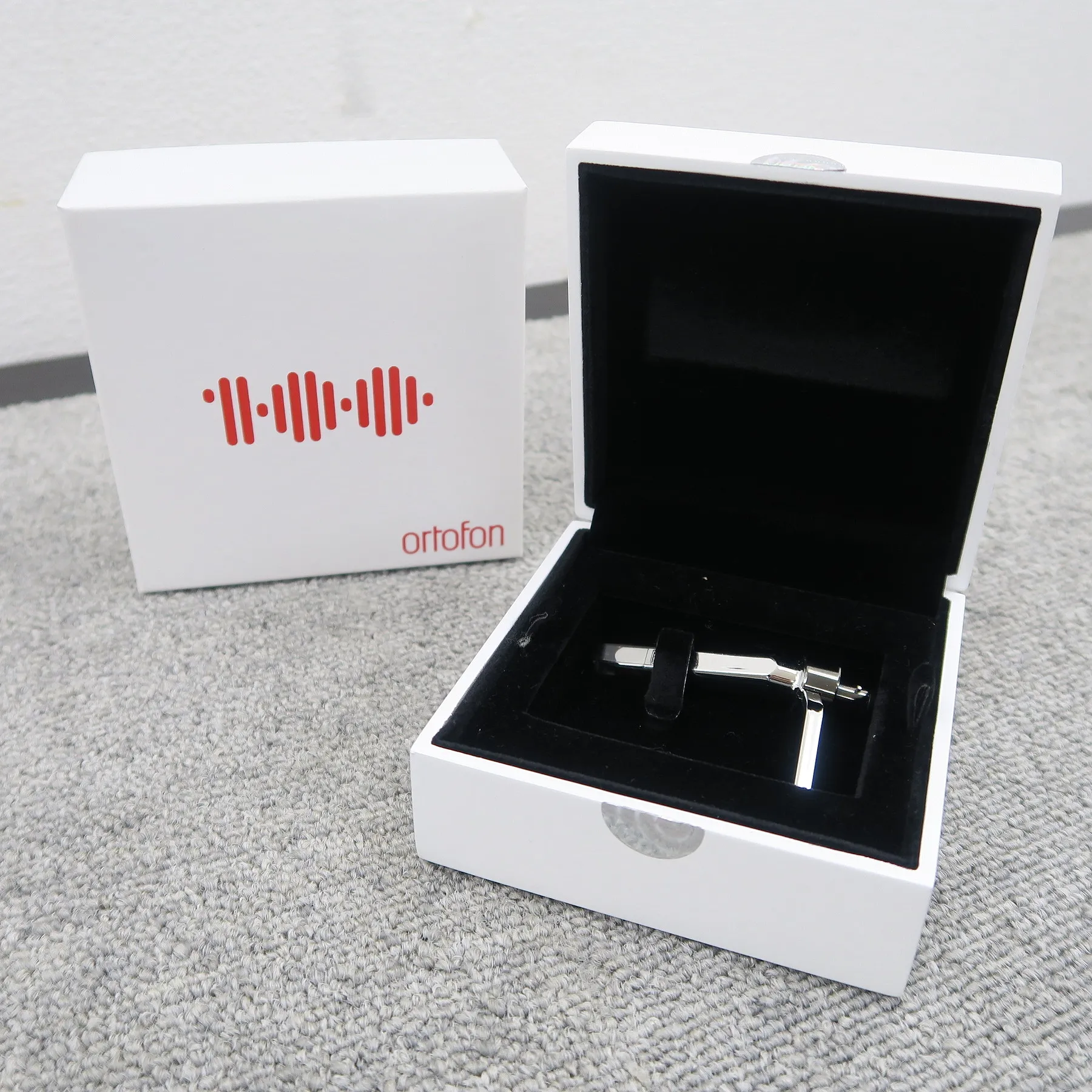 オルトフォン ortofon The Concorde Century MMカートリッジ