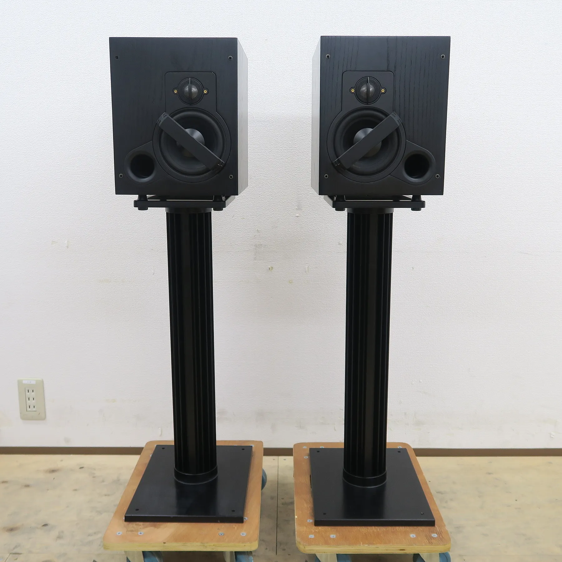 Boston Acoustics LYNNFIELD 300L スタンド付 スピーカー ボストンアコースティックス