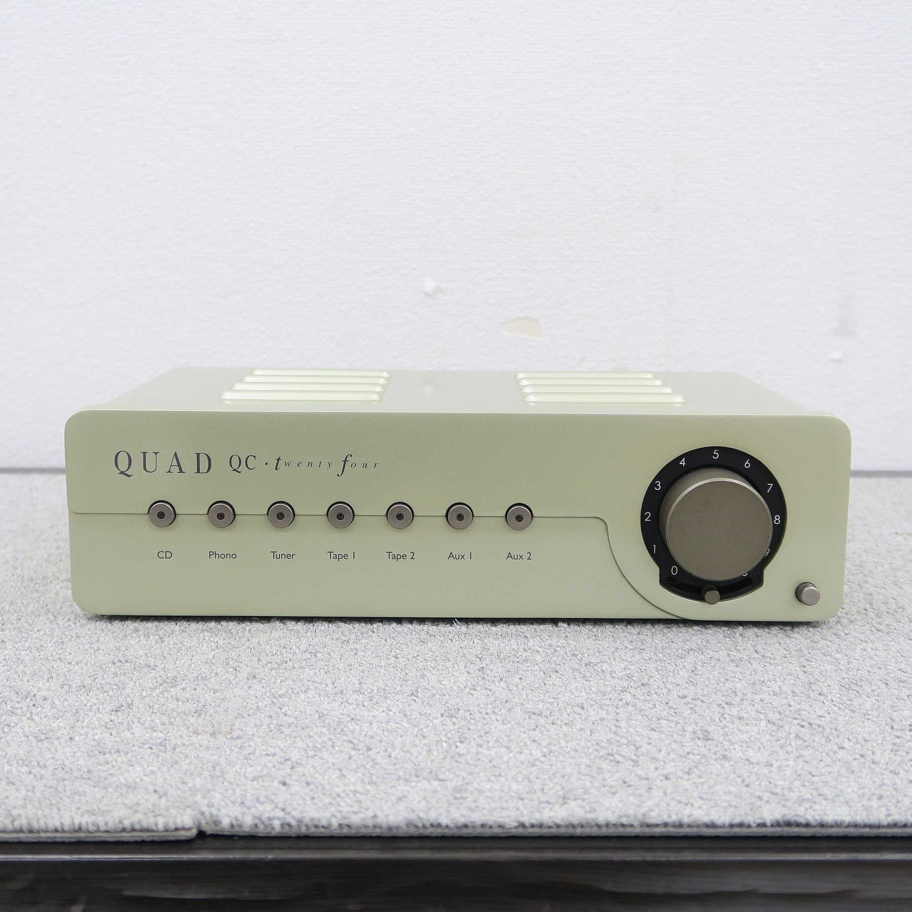 Aランク】QUAD QC-twenty four プリアンプ クォード @55656 / 中古