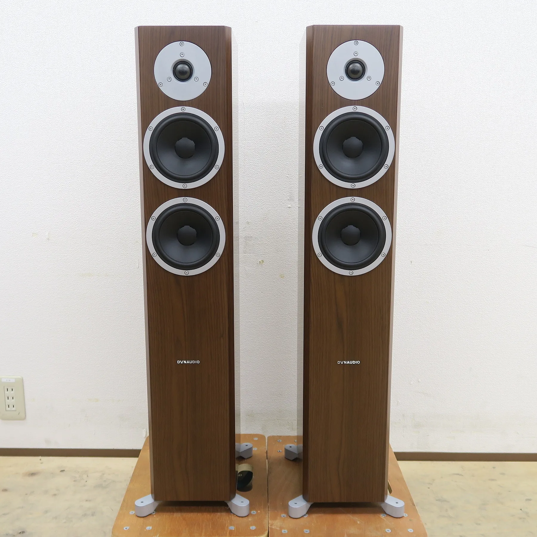 DYNAUDIO EXCITE X34 スピーカー ディナウディオ
