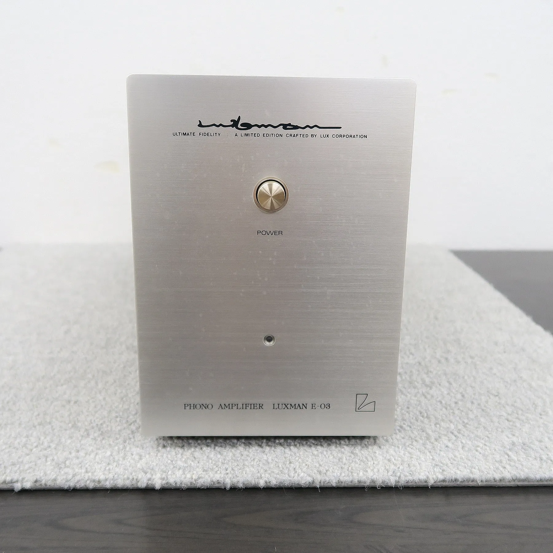 LUXMAN E-03 フォノイコライザー ラックスマン
