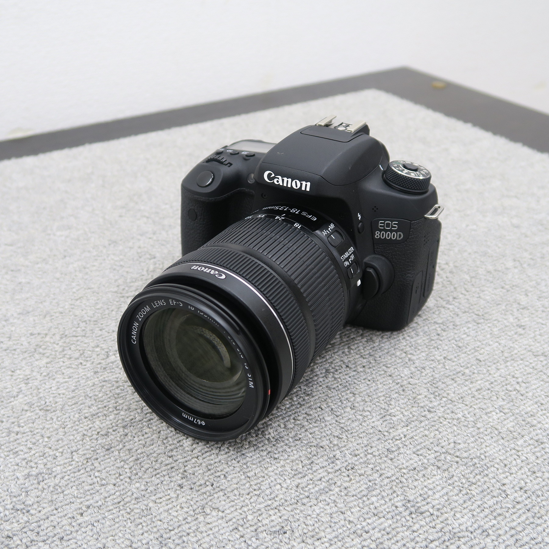 canon eos 8000d EF-S 18-135 IS STM kit - デジタルカメラ