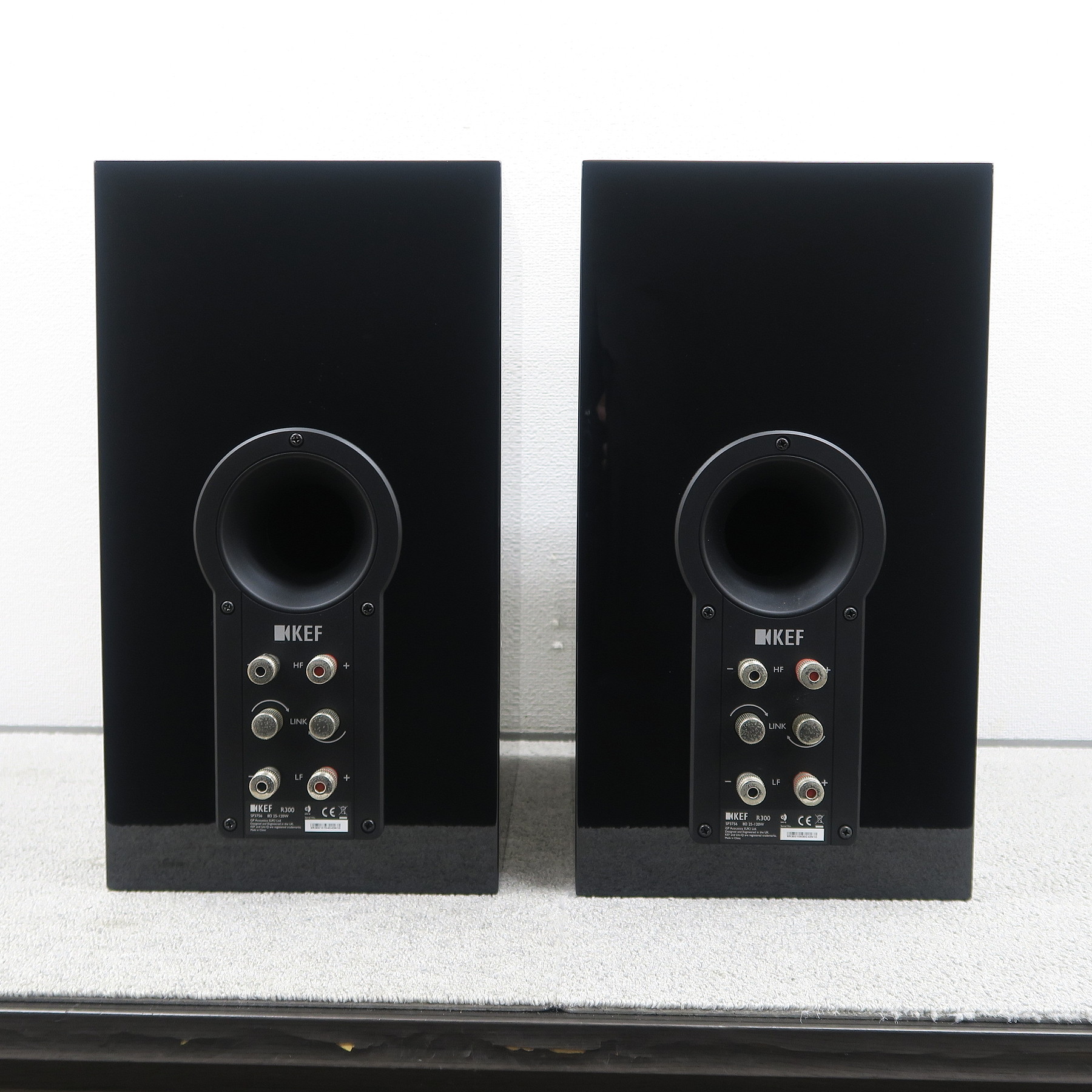 Aランク】KEF R300 スピーカー @56475 / 中古オーディオ買取、販売 