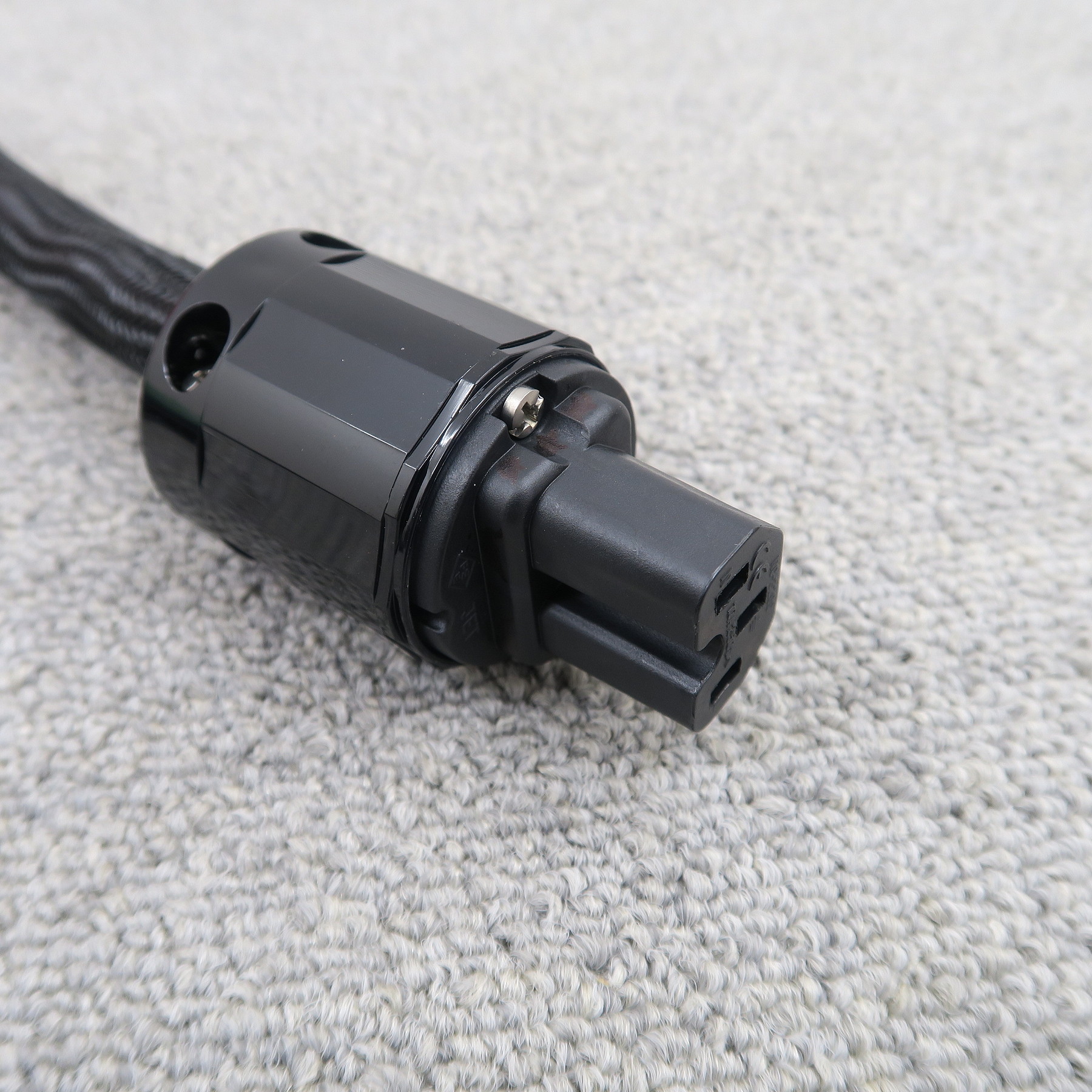 Bランク】Acoustic Revive POWER REFERENCE- tripleC 2.0m 電源