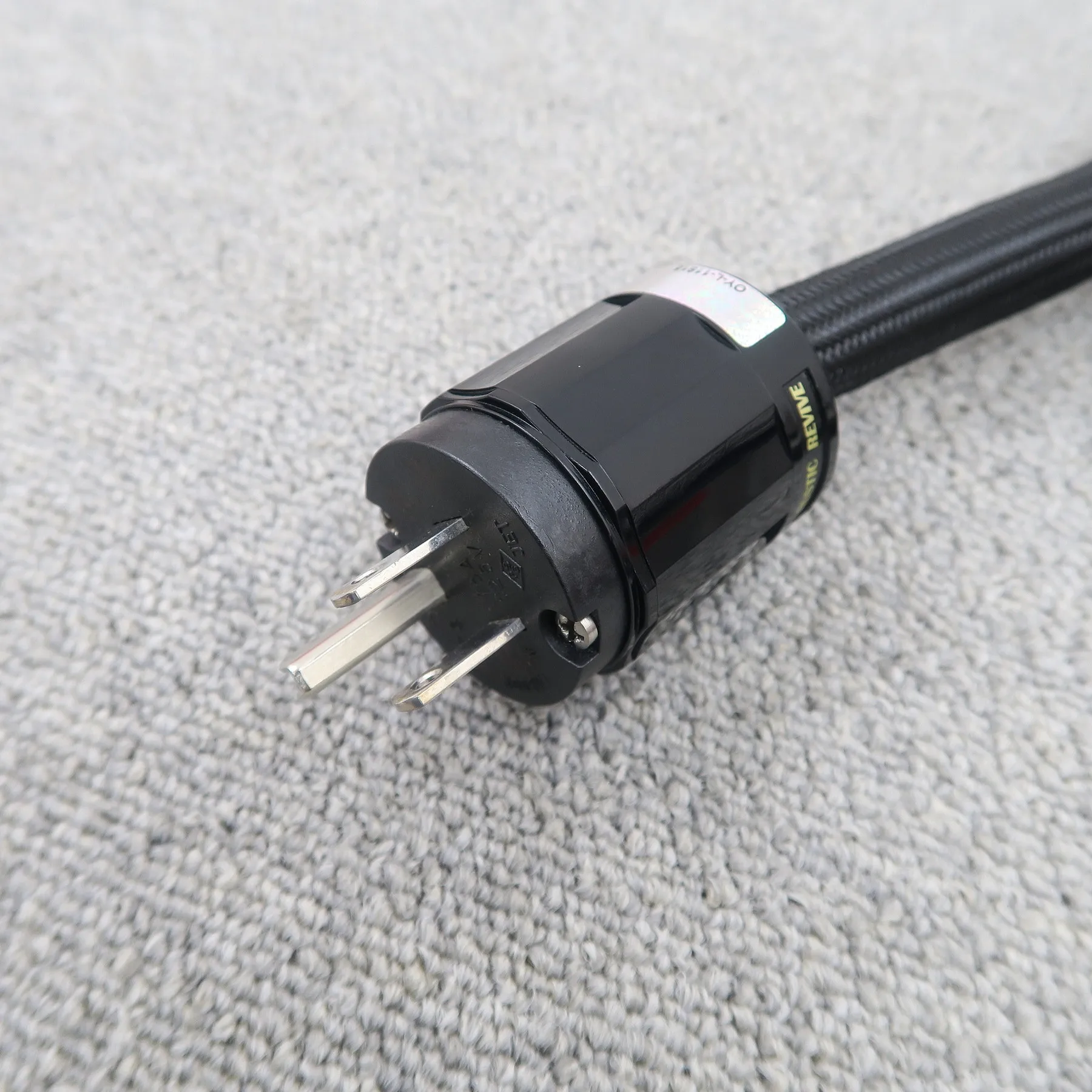 Acoustic Revive POWER REFERENCE- tripleC 1.4m 電源ケーブル