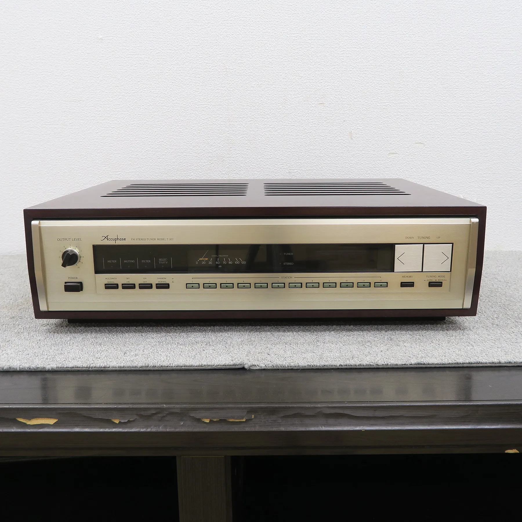 Accuphase T-107 チューナー アキュフェーズ