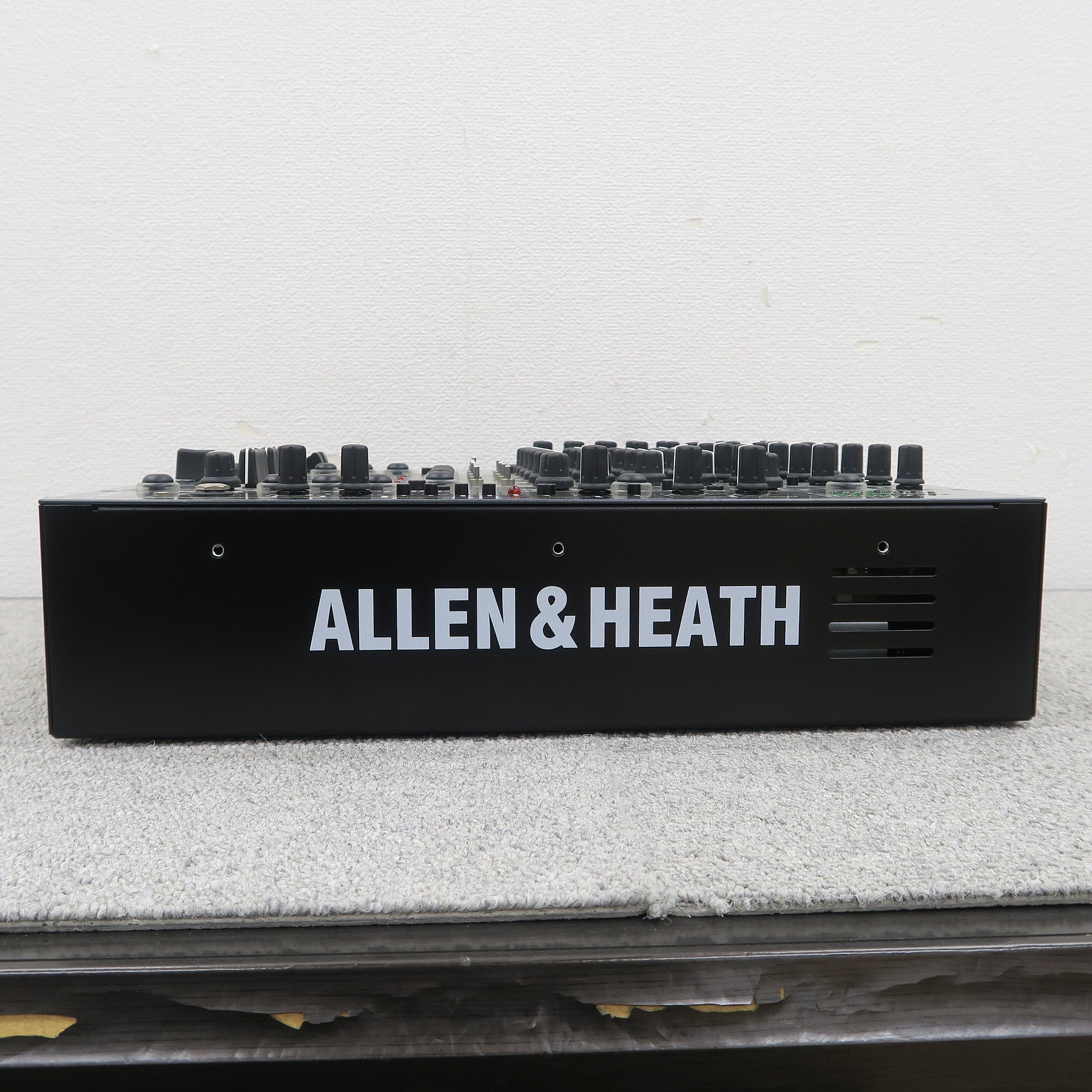 ALLEN&HEATH :92 DJミキサー　アレヒ92 一台 ALLEN&HEATH（アレン＆ヒース）XONE:92