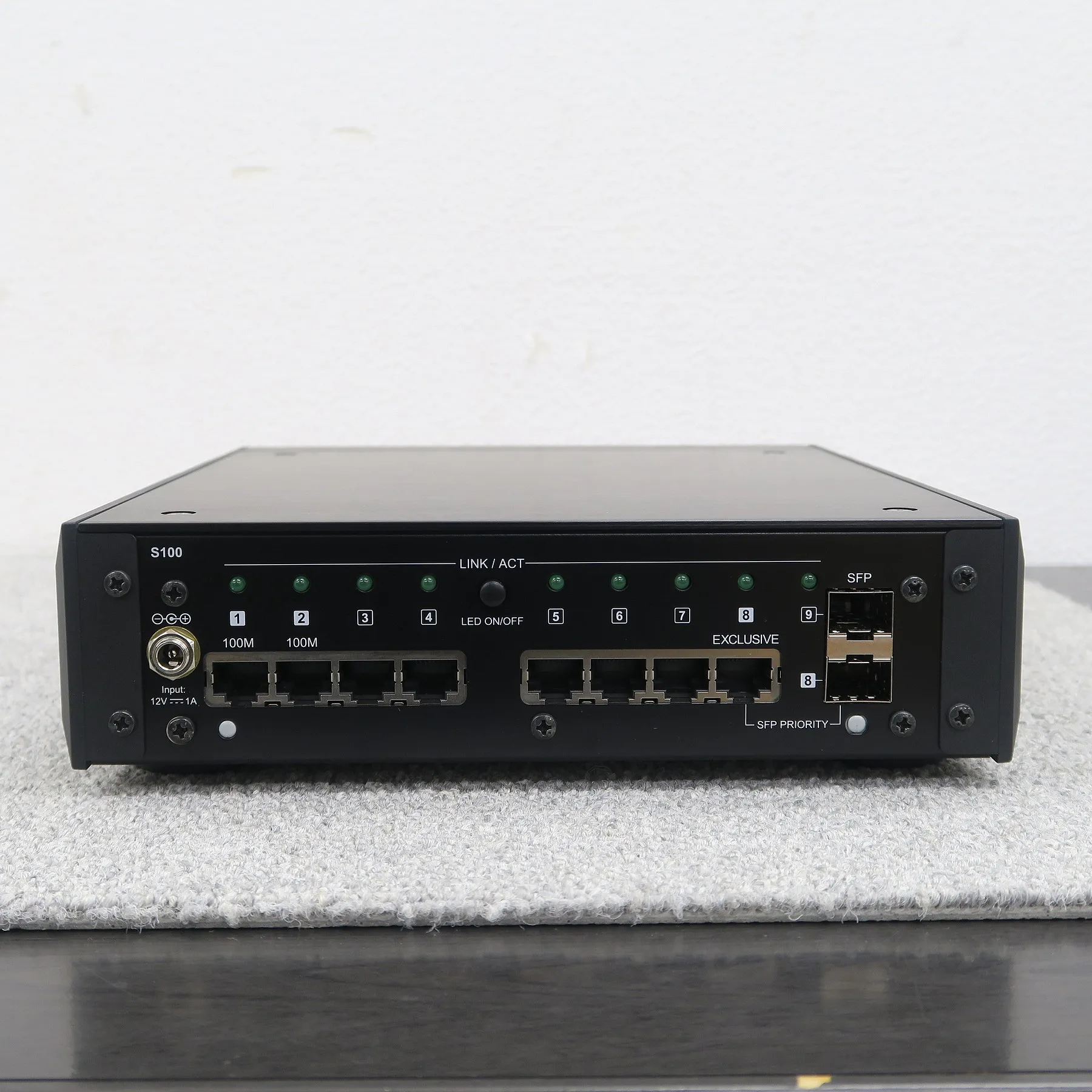 DELA S100/2 ネットワークスイッチ デラ @57058｜中古オーディオ販売