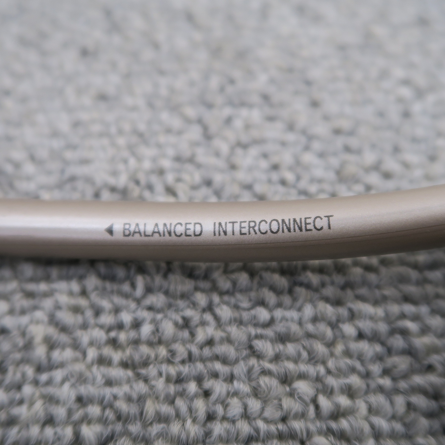 Bランク】LINN Silver Interconnect 1.2m XLRケーブル リン Bランク】LINN Silver Interconnect 1.2m XLRケーブル リン