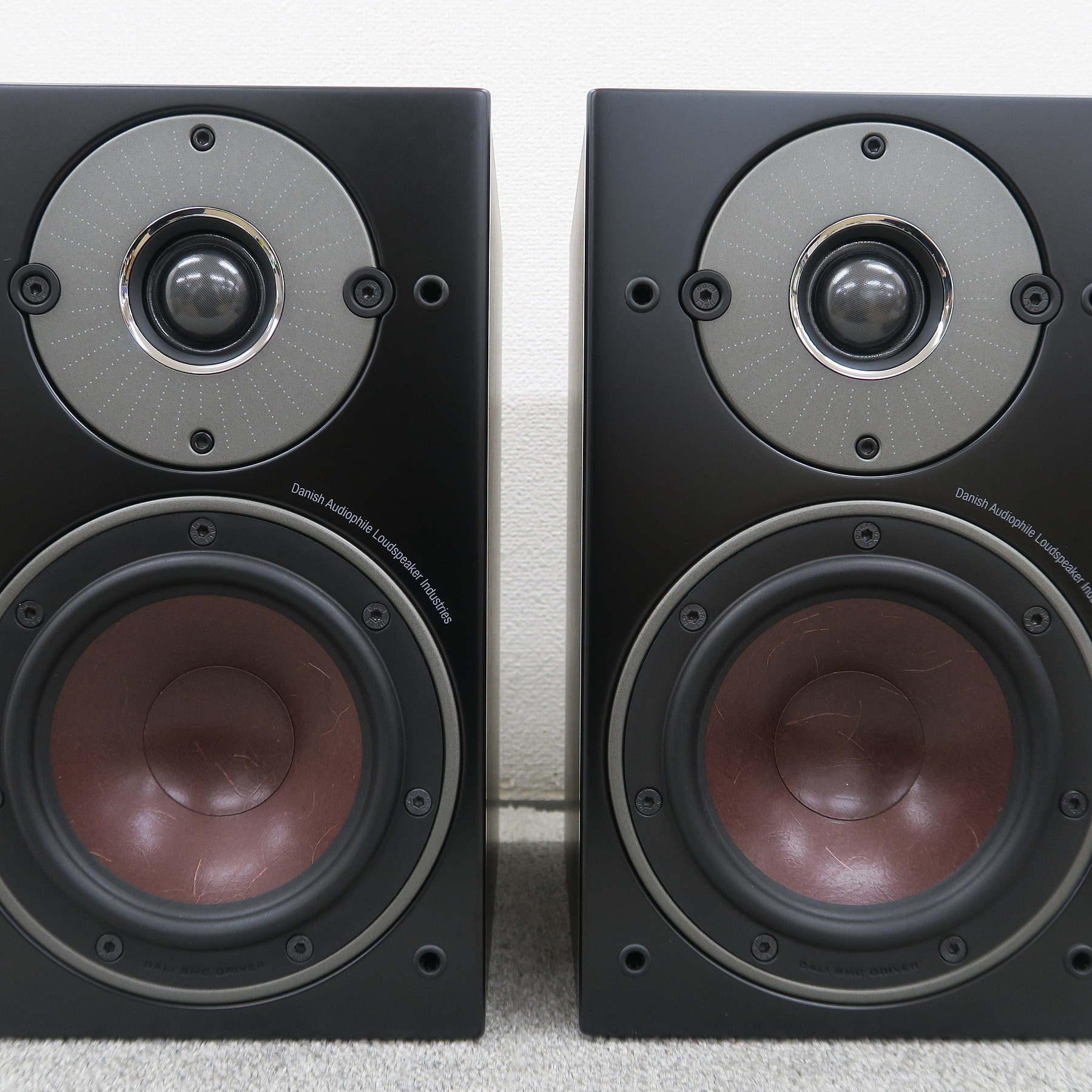 【中古・まとめ買い歓迎】DALI 2WAYスピーカー OBERON1 極美品】DALI ダリ2way スピーカー OBERON1ブラックアッシュ Amazon.co