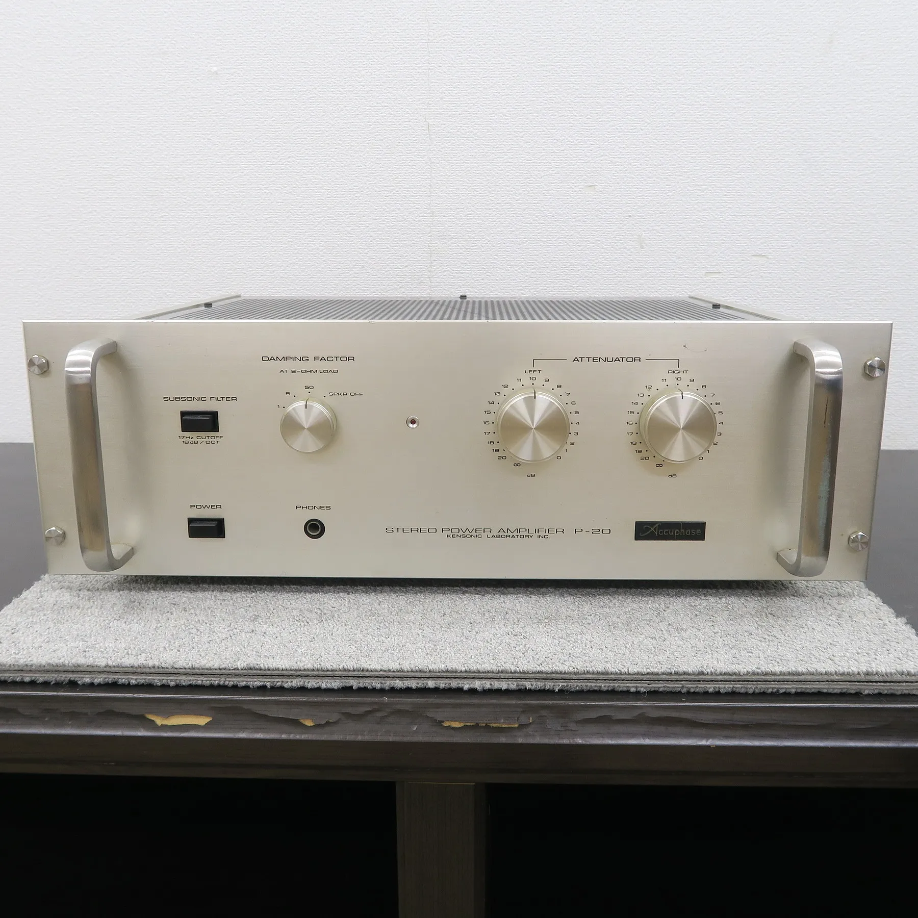 Accuphase P-20 パワーアンプ アキュフェーズ