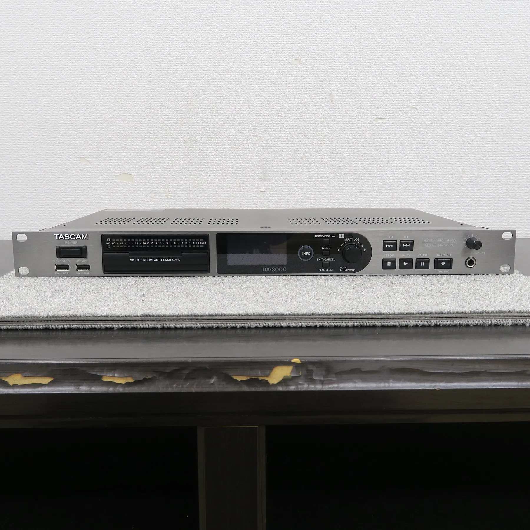 TASCAM DA-3000 D/Aコンバーター タスカム