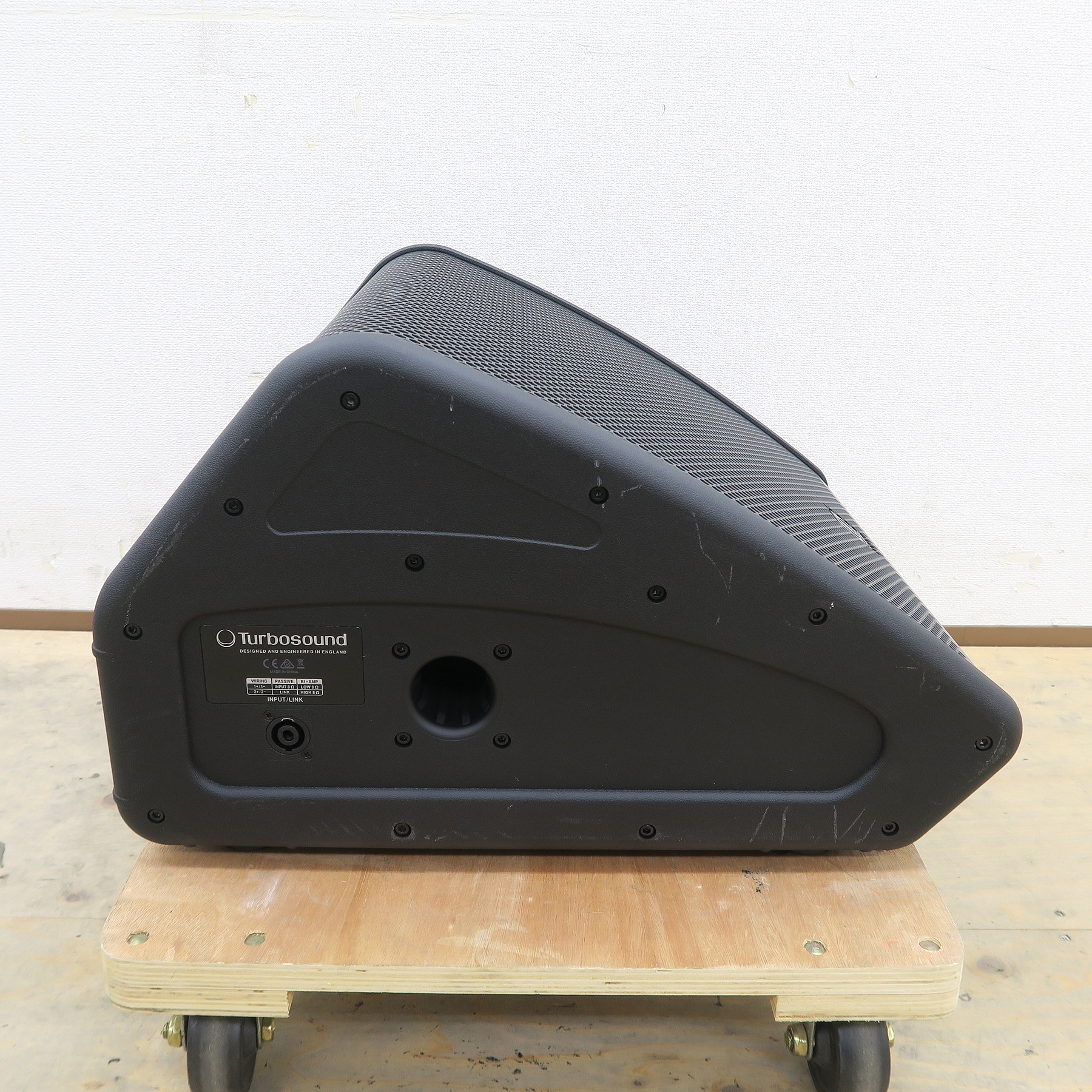 Bランク】TURBOSOUND TFM122M PAスピーカー ターボサウンド Bランク】TURBOSOUND TFM122M PAスピーカー ターボサウンド