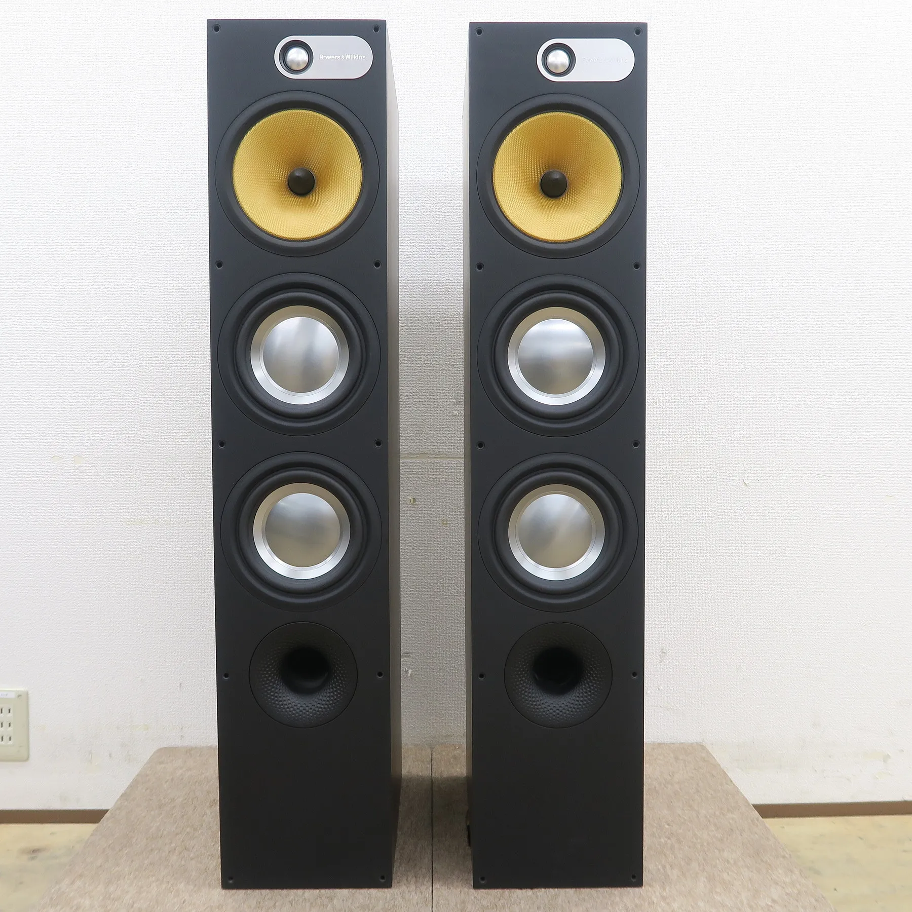 B&W 683 スピーカー Bowers&Wilkins