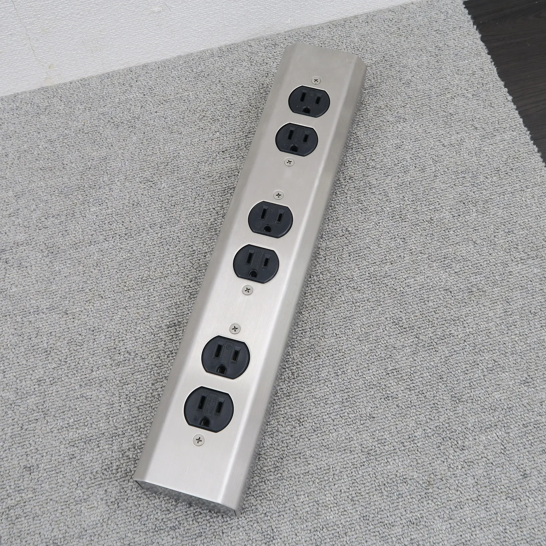 OYAIDE MTS-6 電源タップ オヤイデ